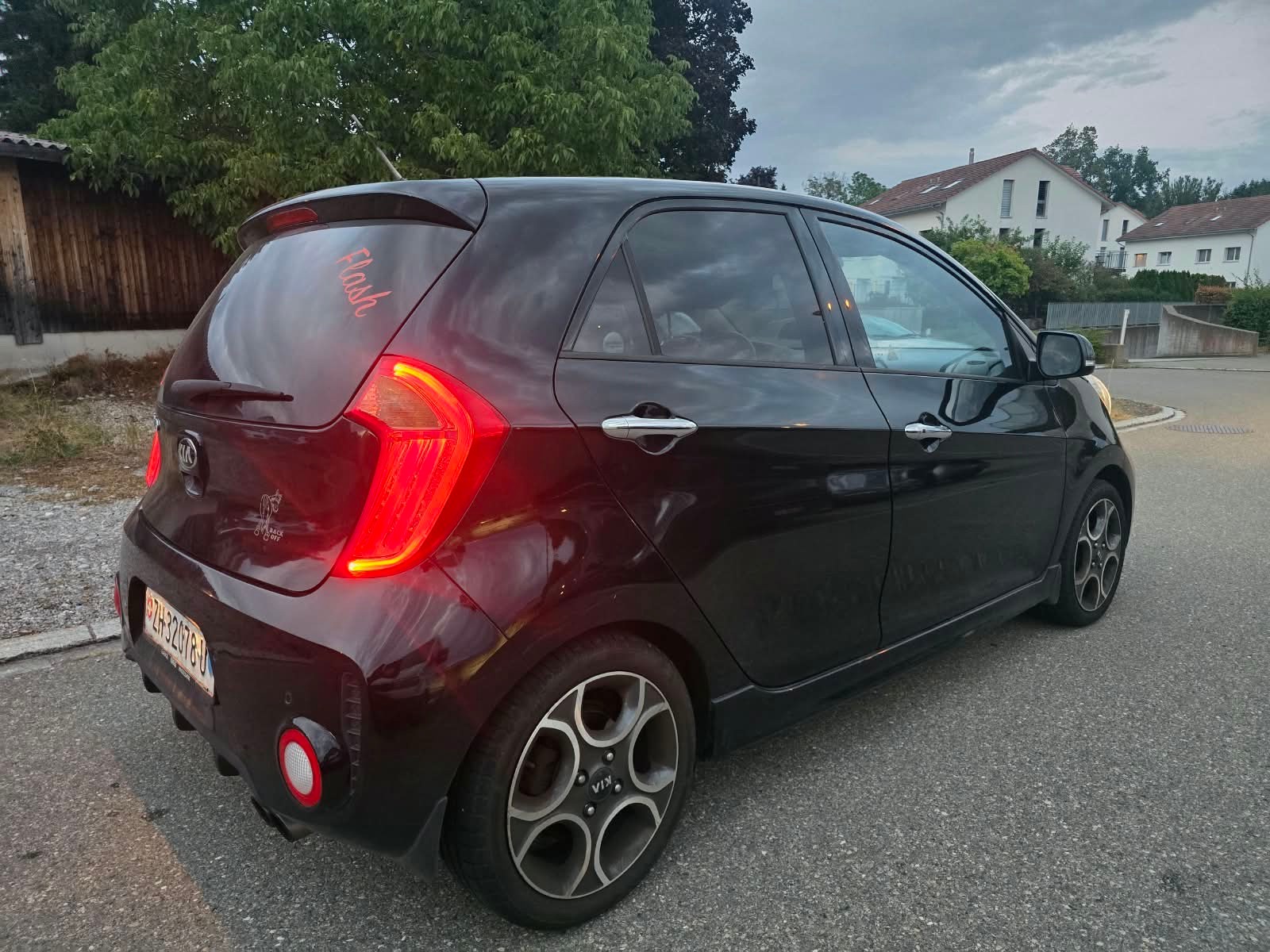 KIA Picanto 1.2 CVVT Style Automatic-image-5