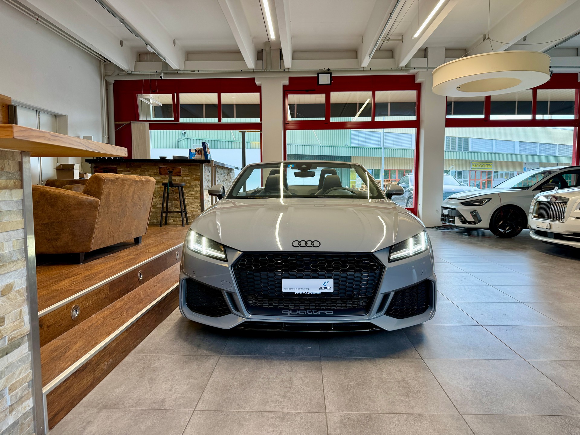 AUDI TT Roadster TTRS S-tronic-image-12