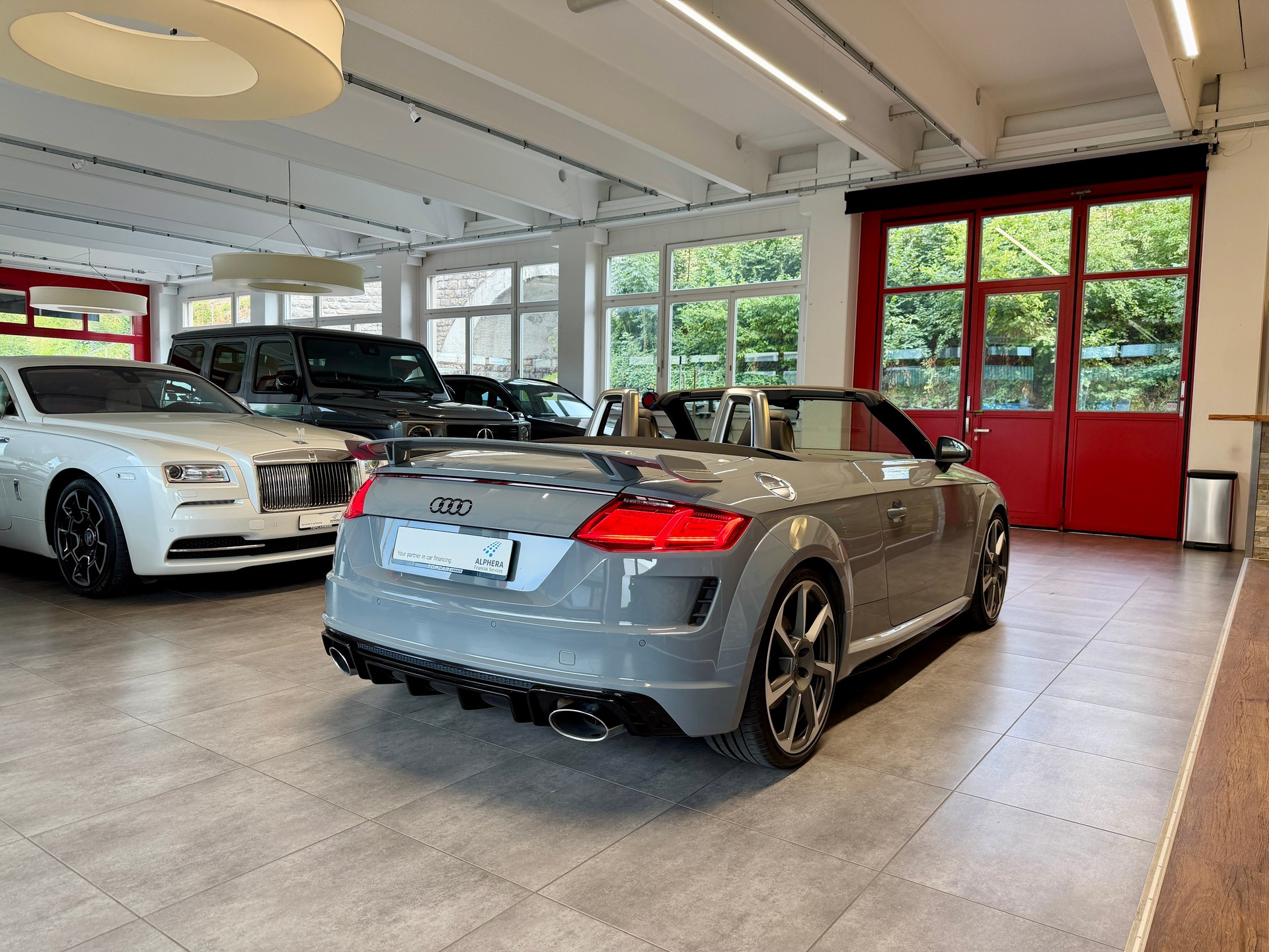 AUDI TT Roadster TTRS S-tronic-image-10