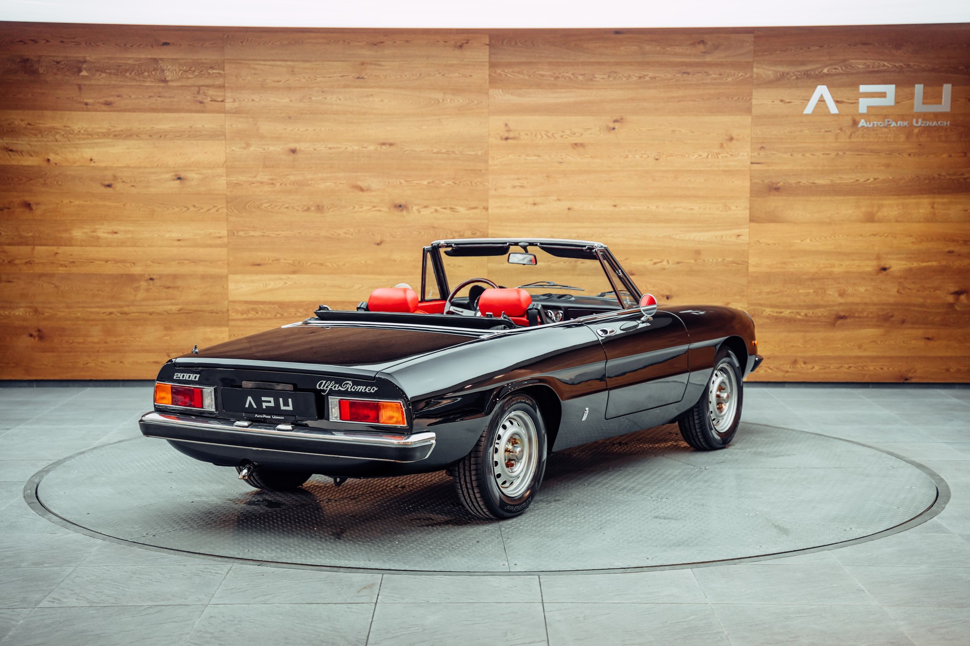 ALFA ROMEO Spider 2.0 (Veloce)-showroom-element-1