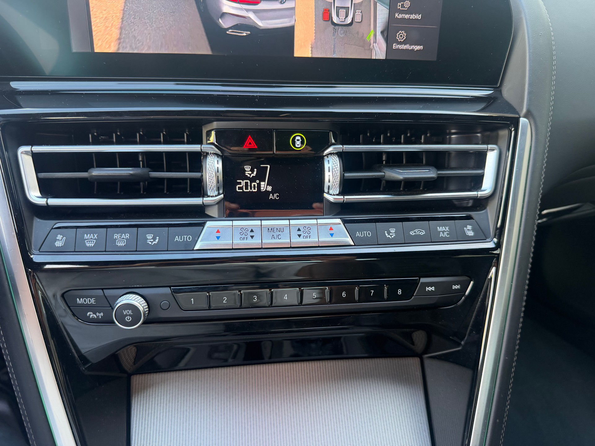 BMW M850i xDrive First Edition Steptronic-image-16