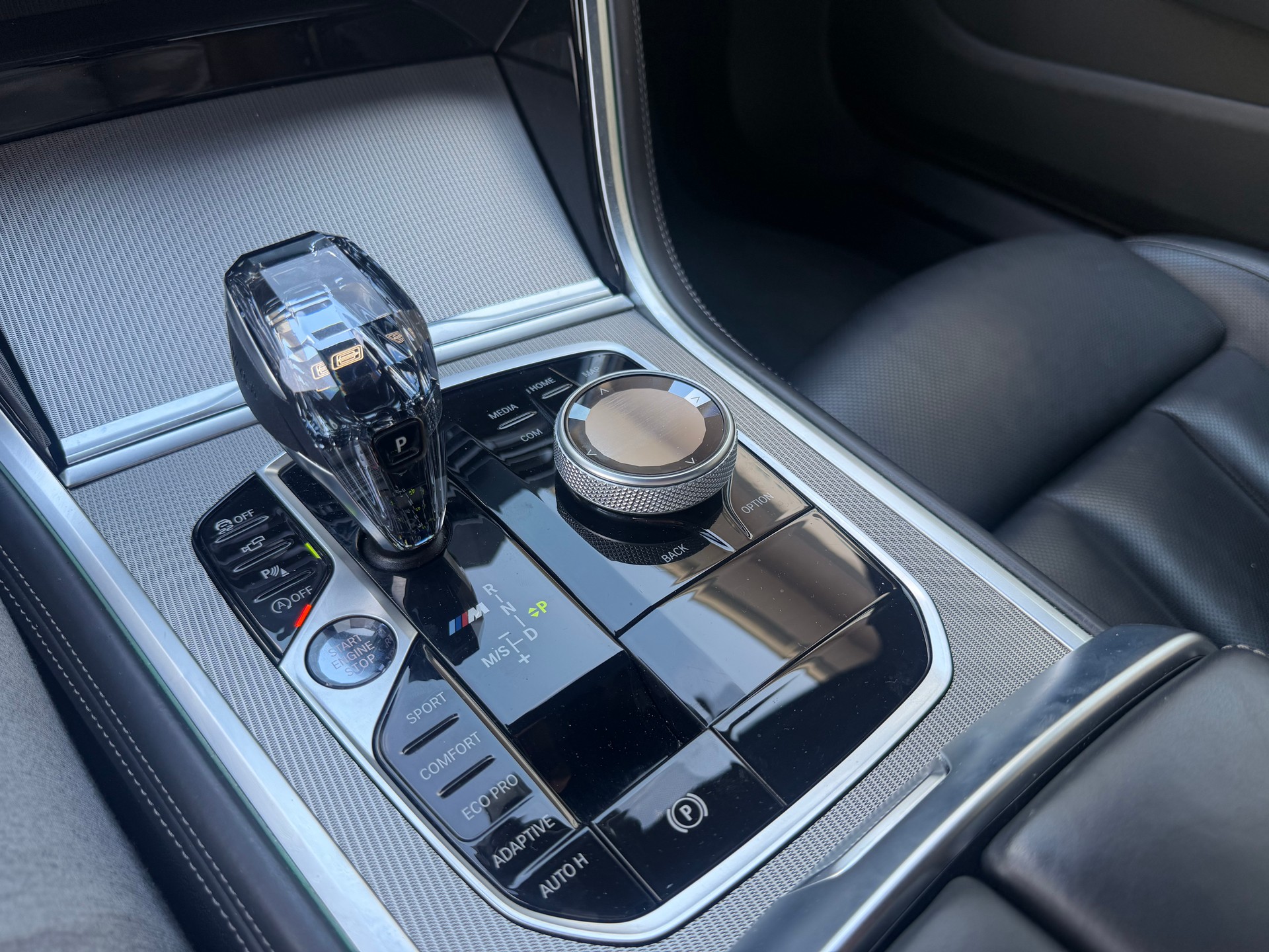 BMW M850i xDrive First Edition Steptronic-image-14