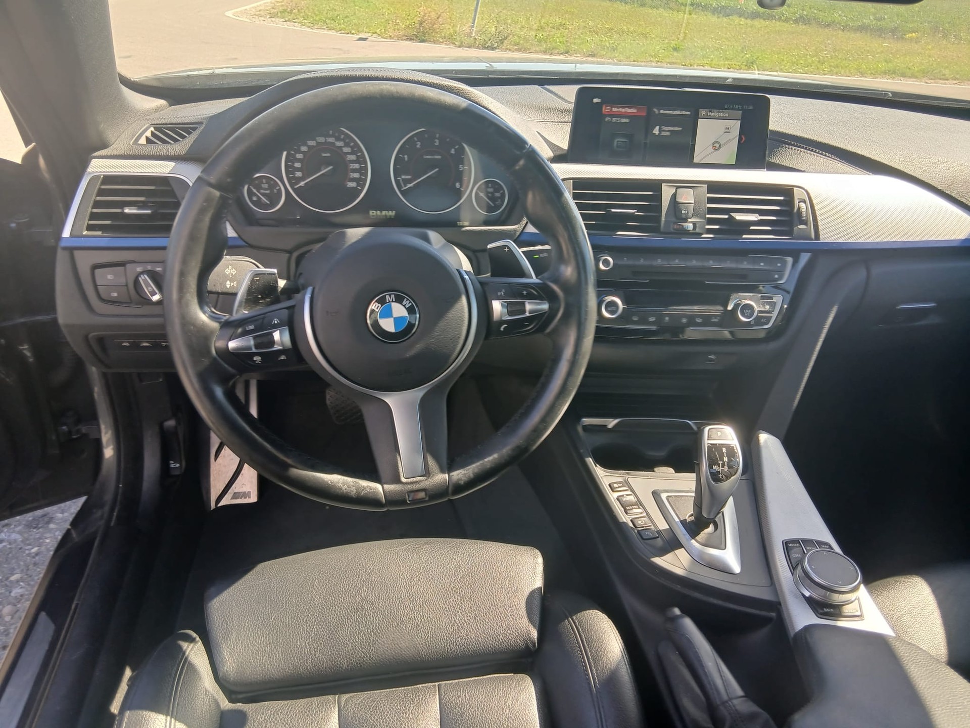BMW 420d Cabriolet Steptronic Sport Line-image-3