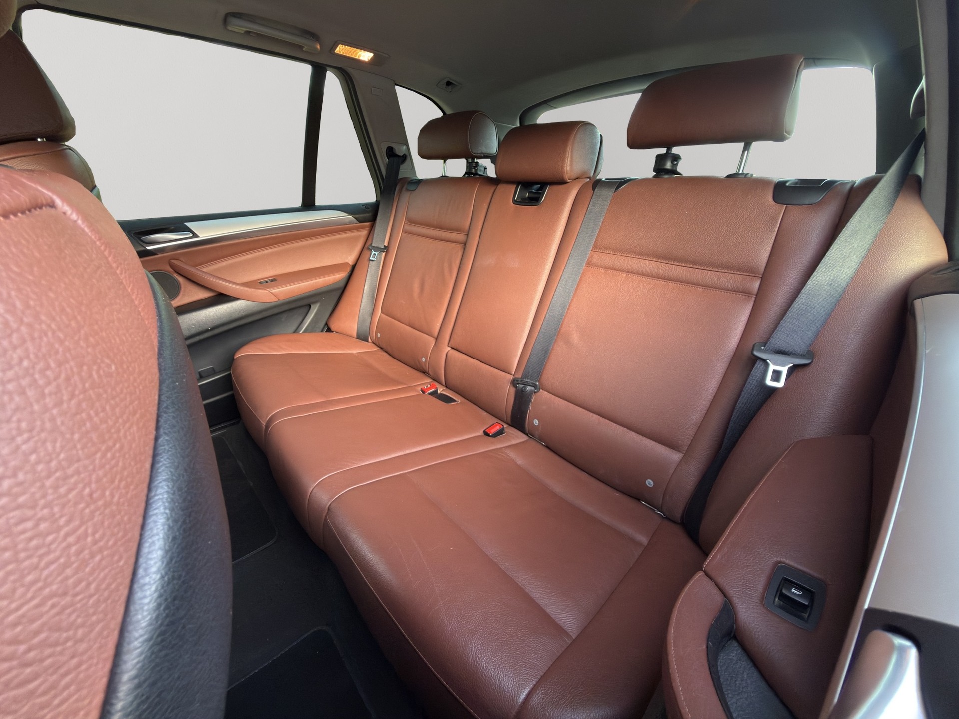 BMW X5 xDrive 35i Steptronic-image-10
