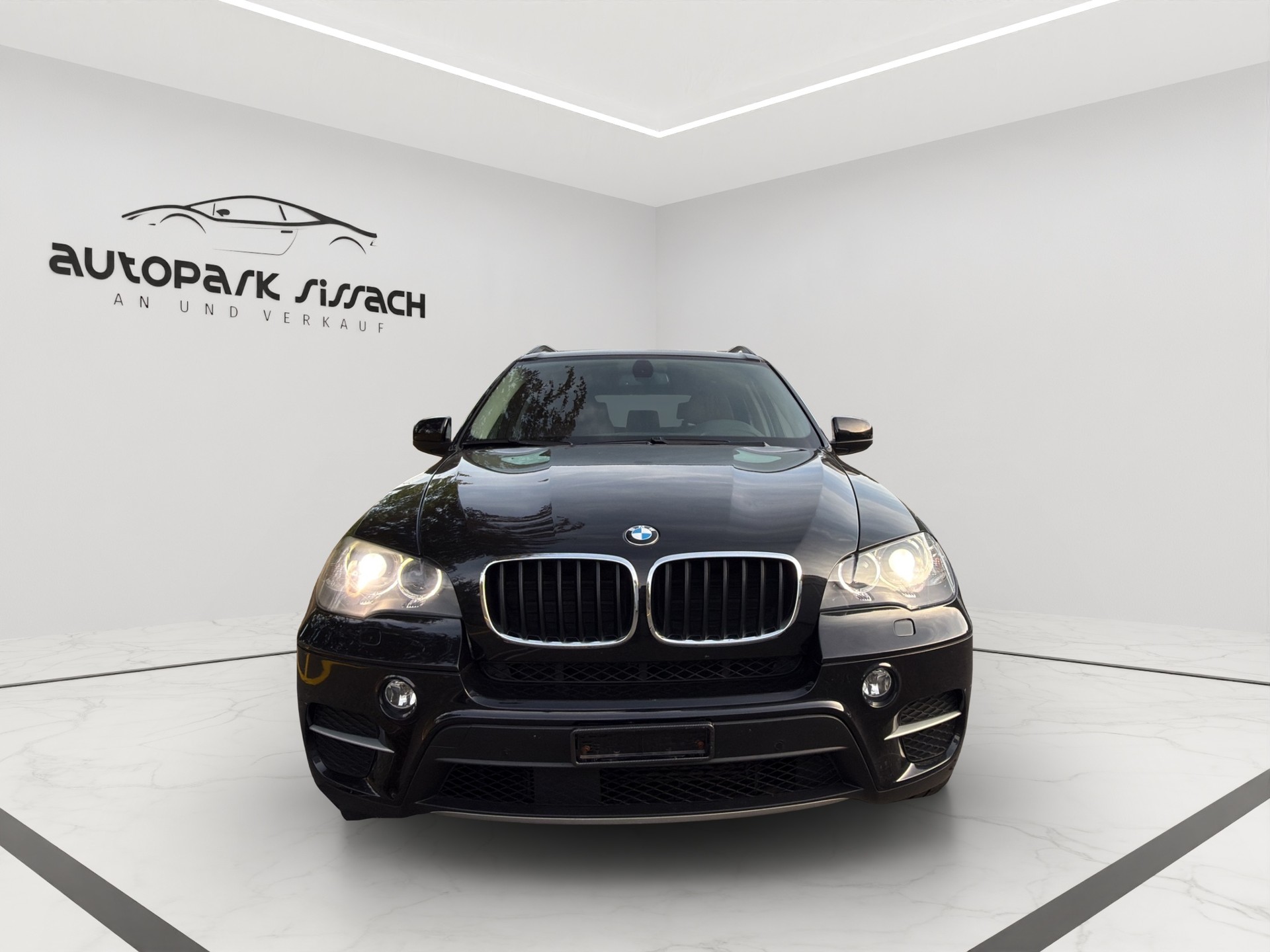 BMW X5 xDrive 35i Steptronic-image-1
