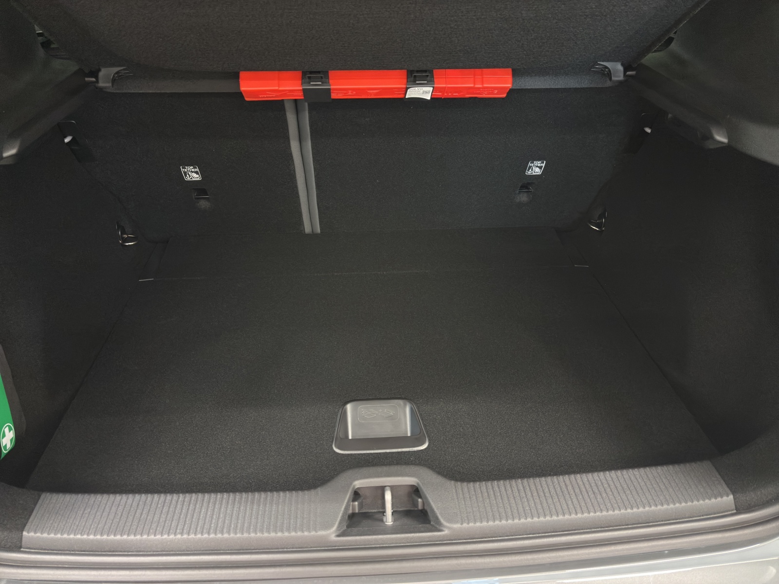 VOLVO EX30 P8 Ultra AWD-image-11