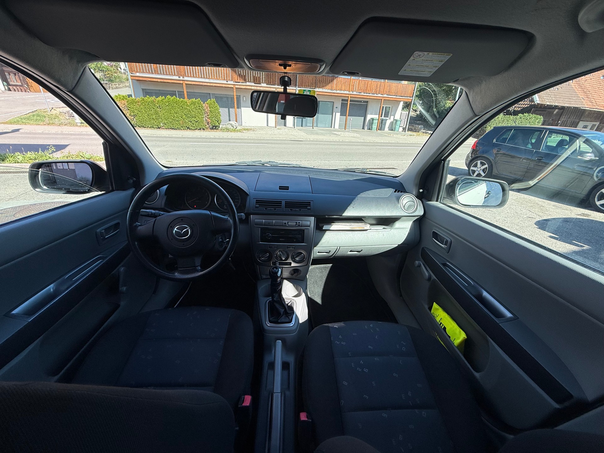 MAZDA 2 1.25i 16V Confort-image-12