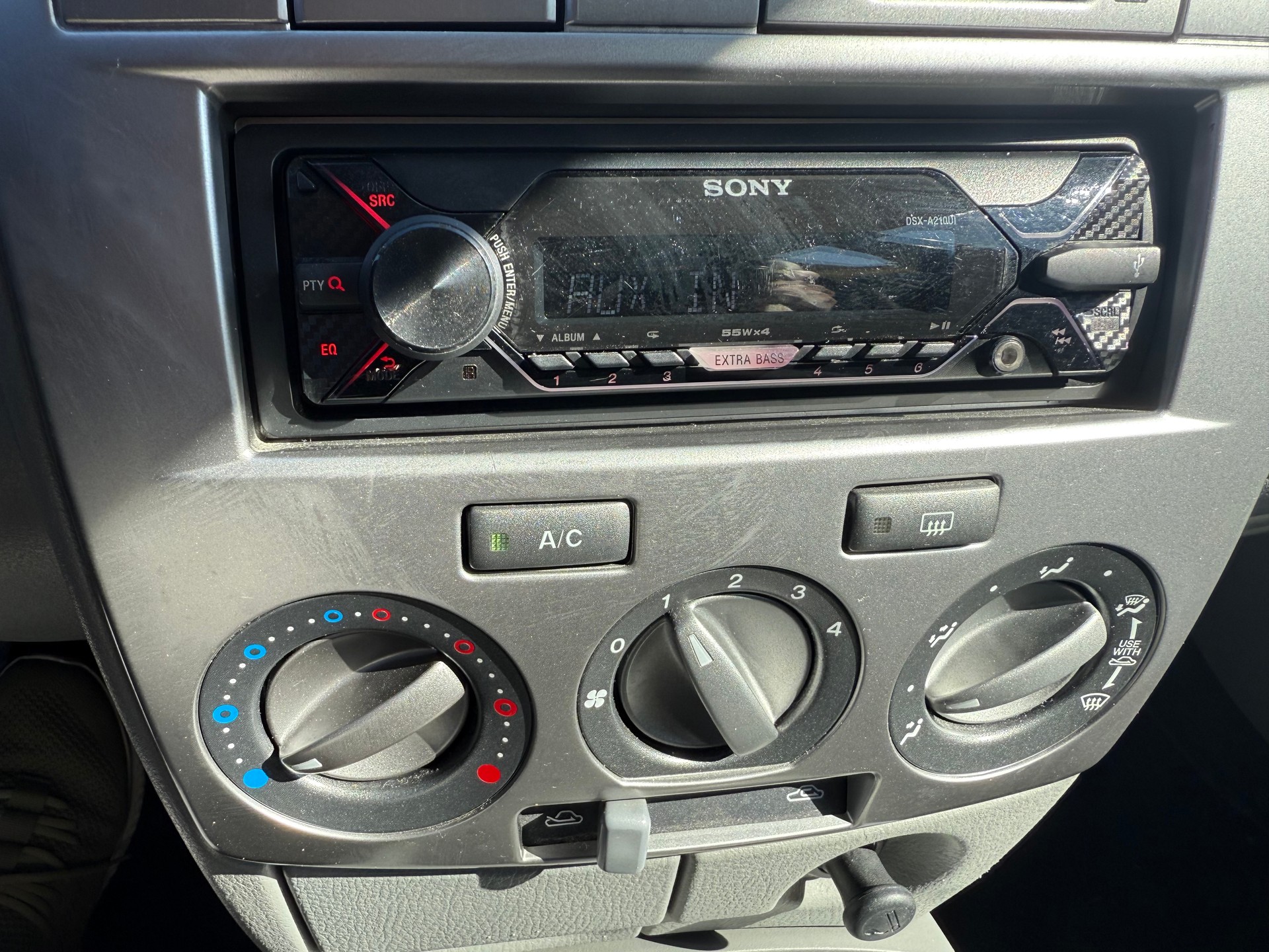 MAZDA 2 1.25i 16V Confort-image-13