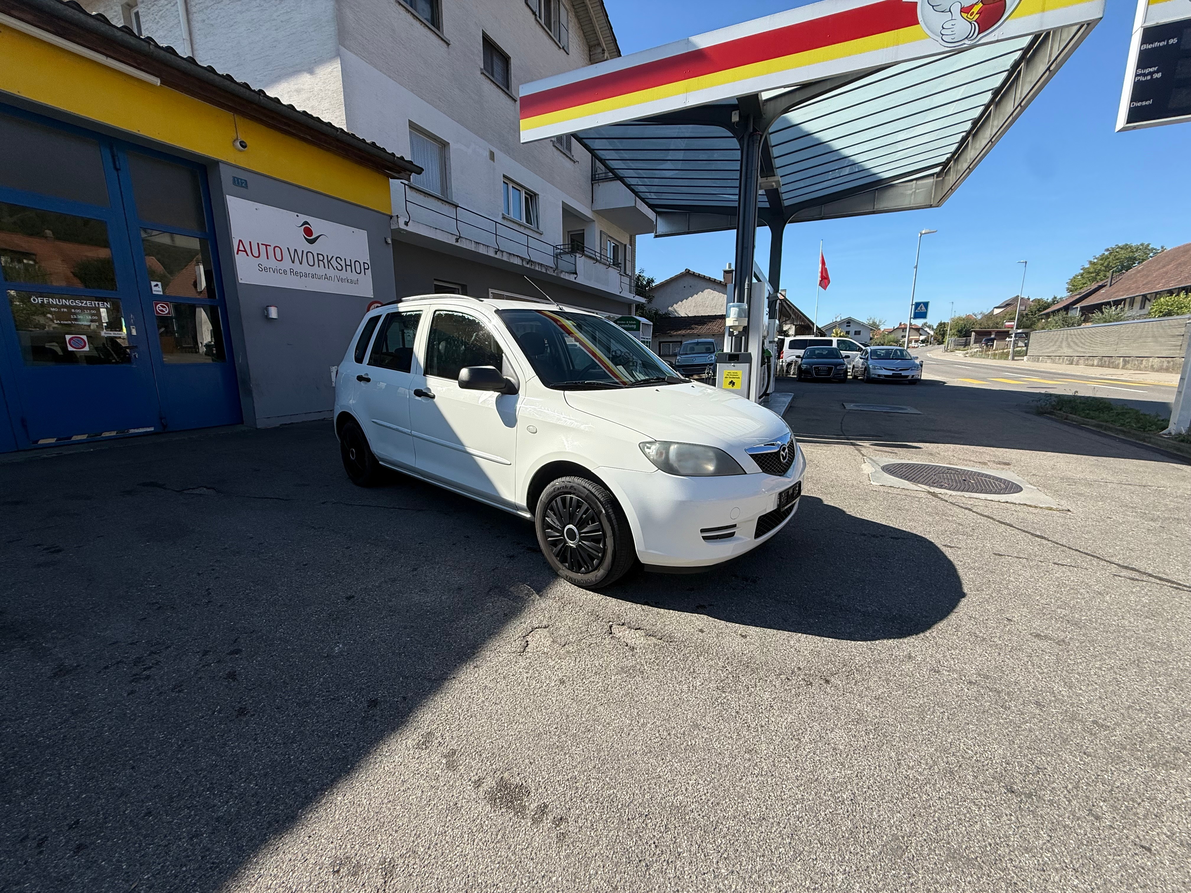 MAZDA 2 1.25i 16V Confort — slika 1