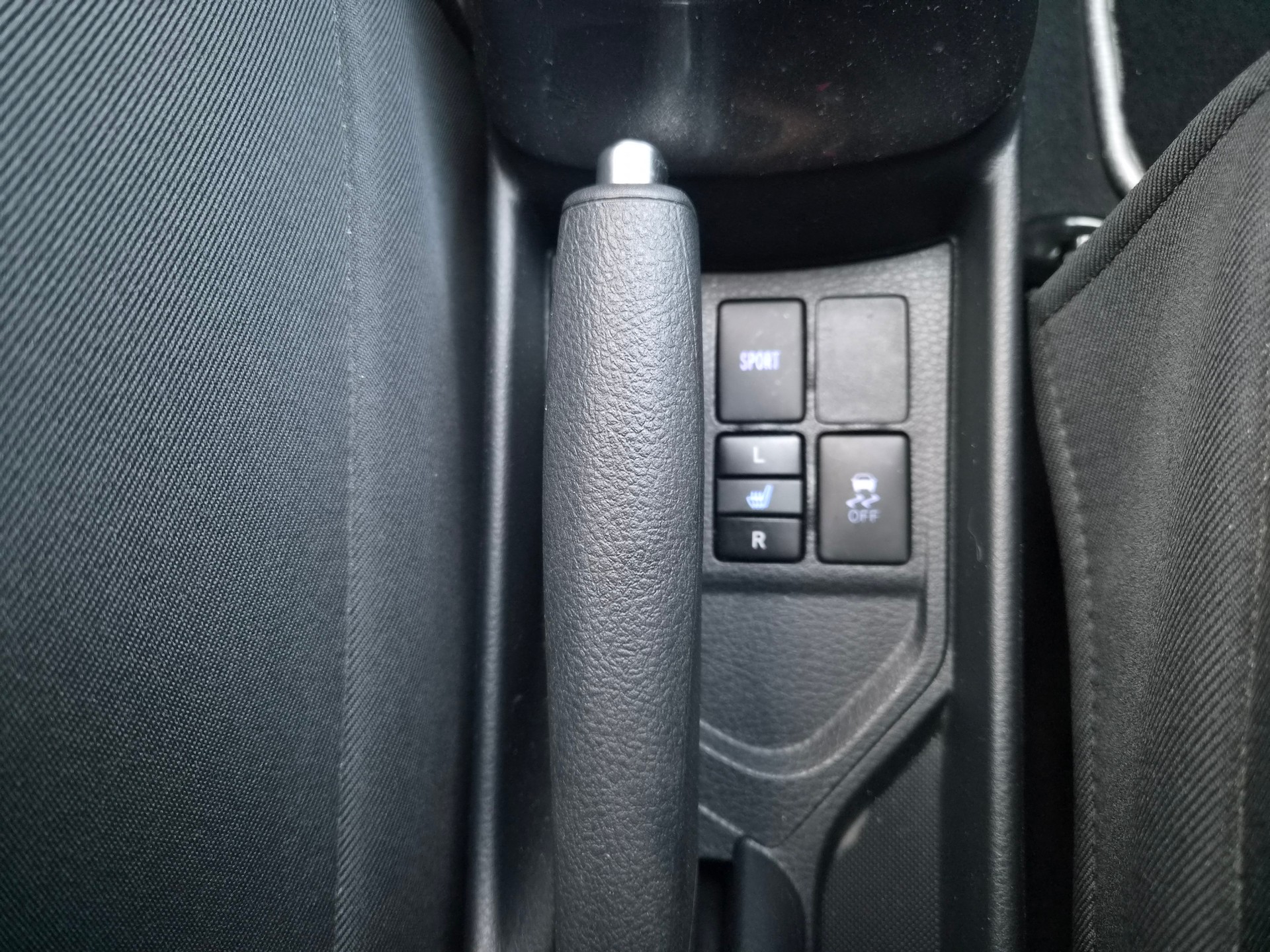 TOYOTA Yaris 1.5 Trend CVT 20J Edition-image-12