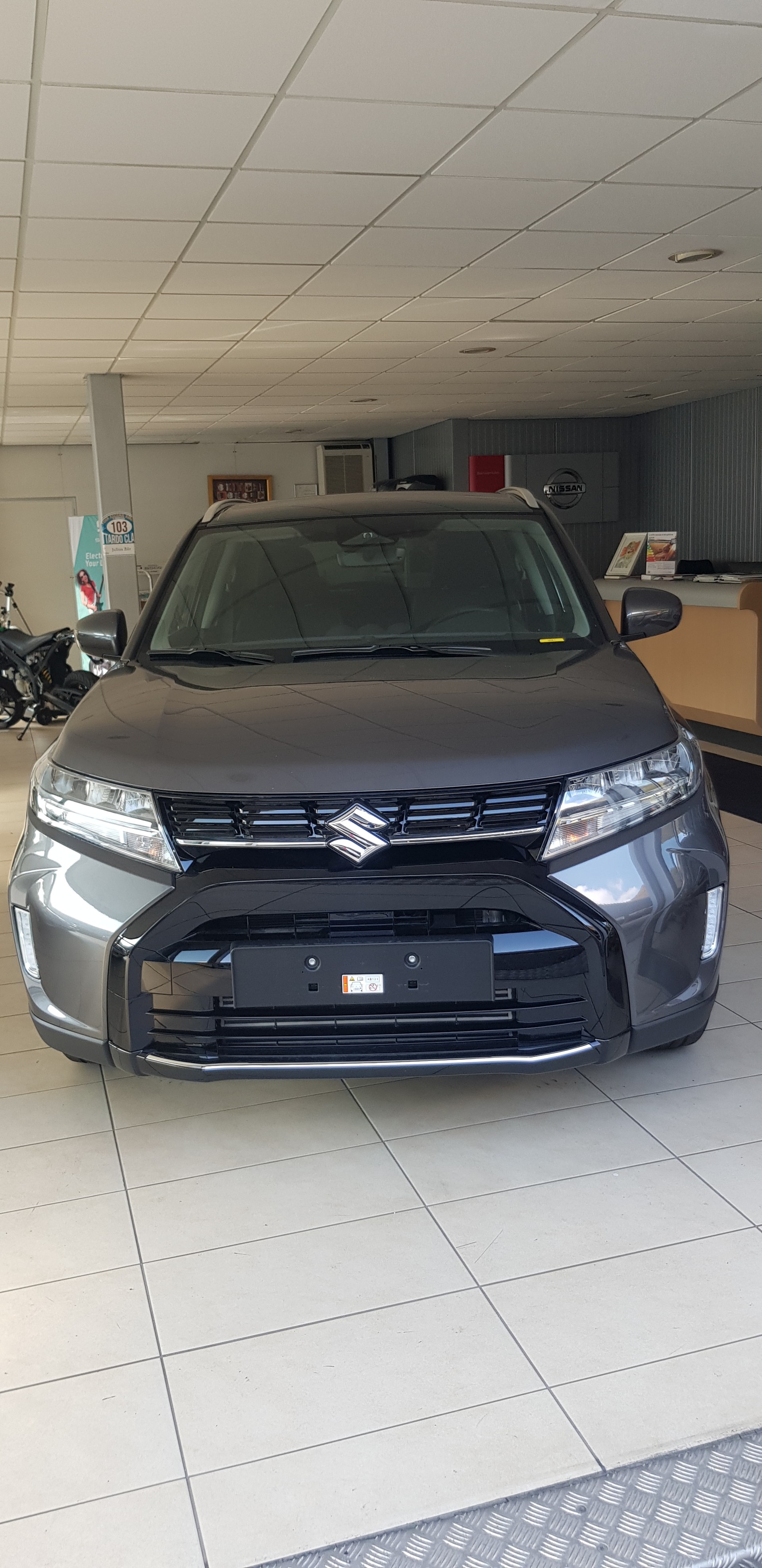 SUZUKI Vitara 1.4 Boosterjet Compact + 4x4 Hybrid