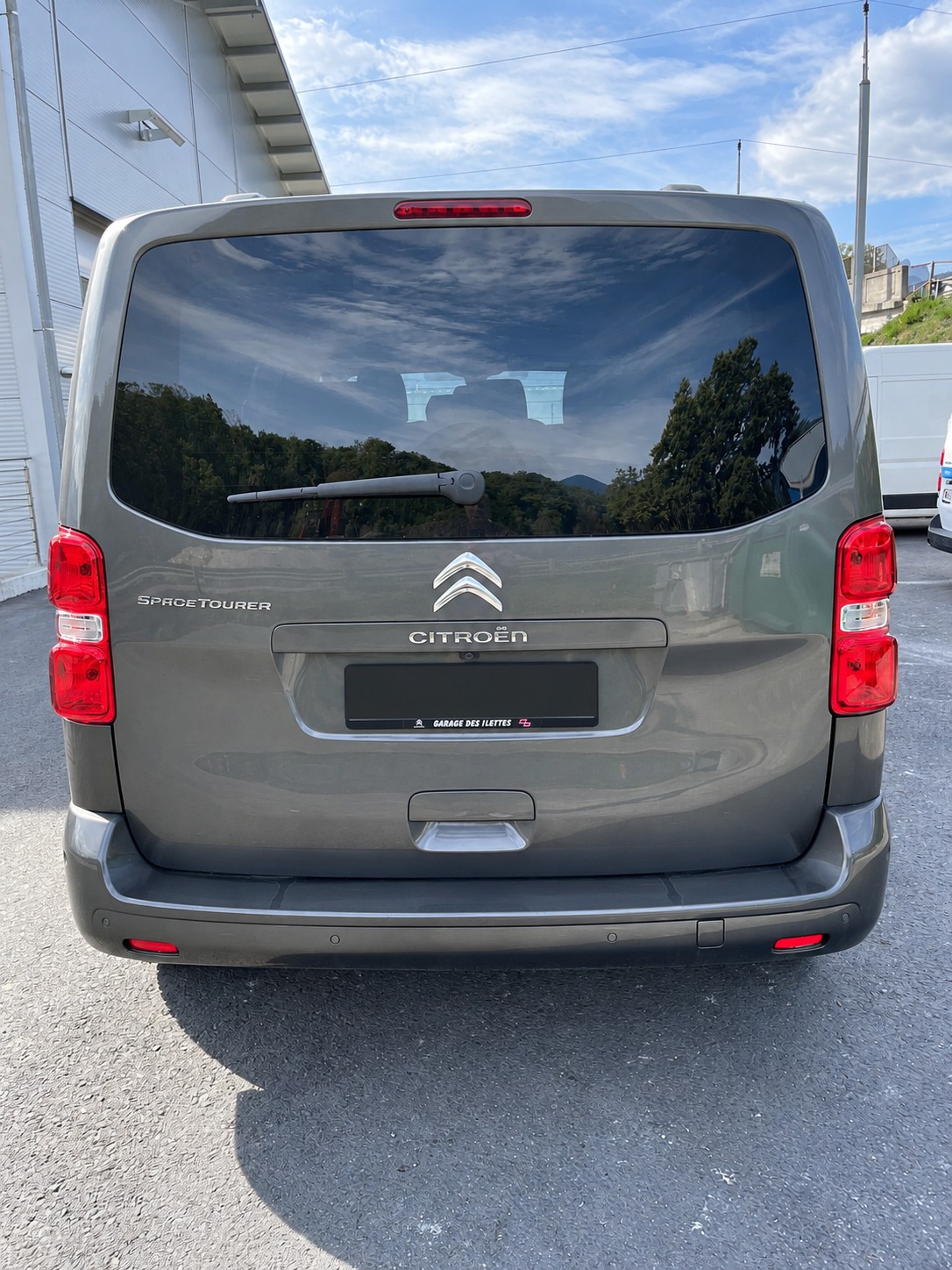 CITROEN 2.0 BlueHDi 180 Business S/S-image-2