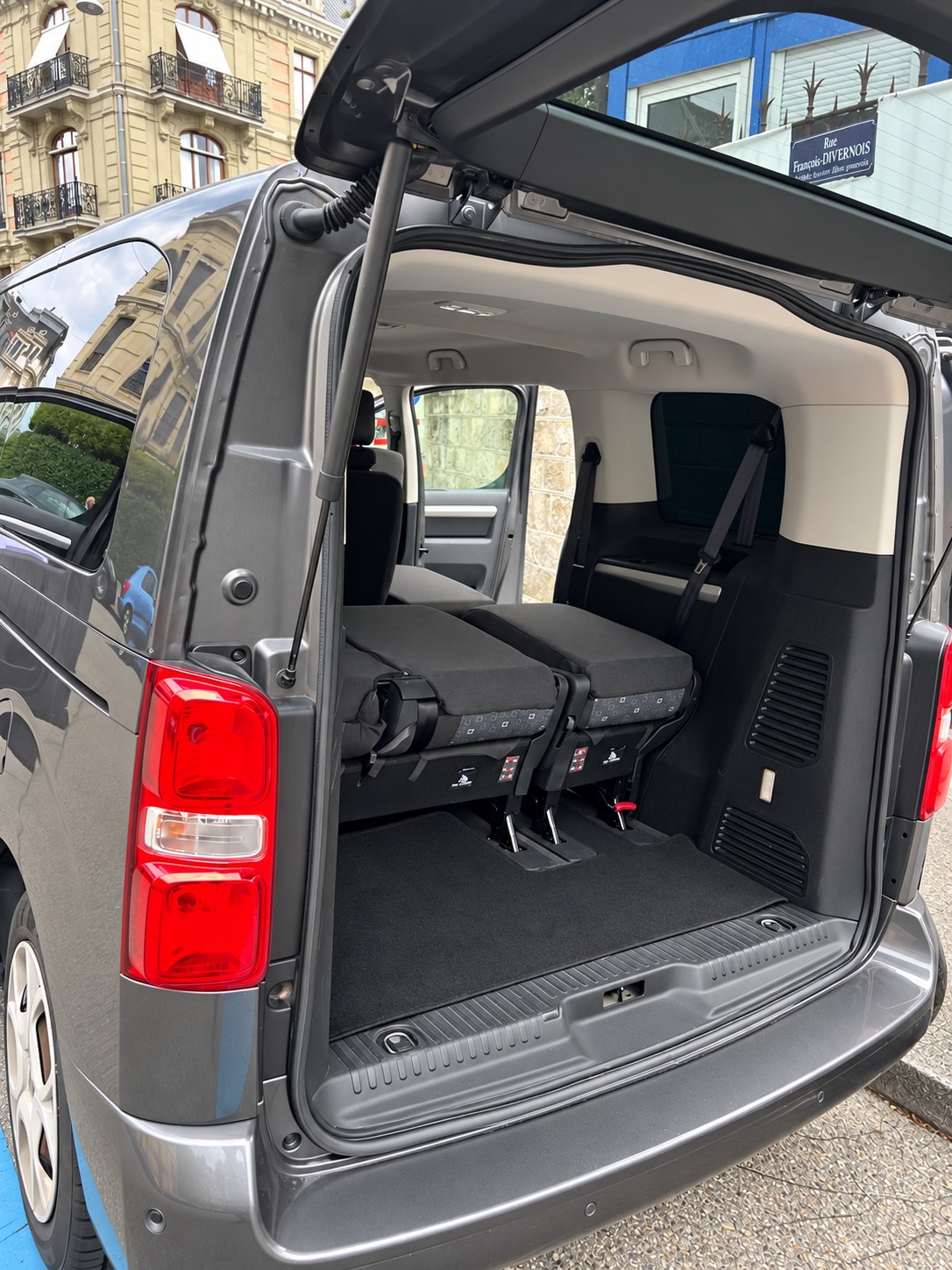 CITROEN 2.0 BlueHDi 180 Business S/S-image-4