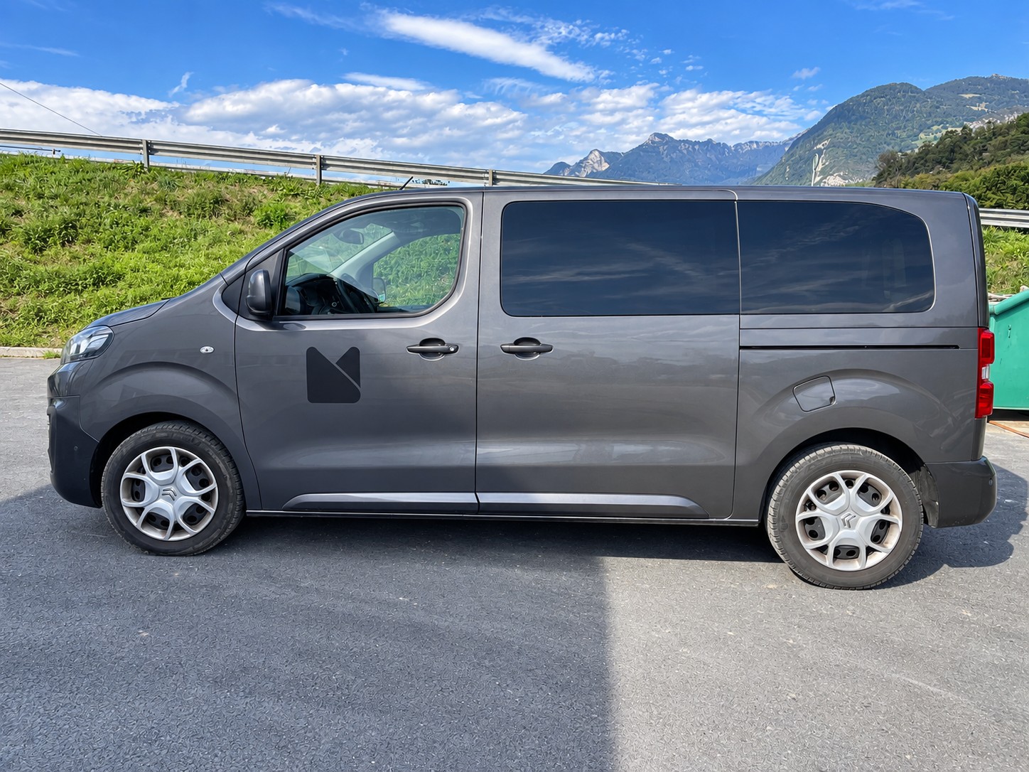 CITROEN 2.0 BlueHDi 180 Business S/S-image-0