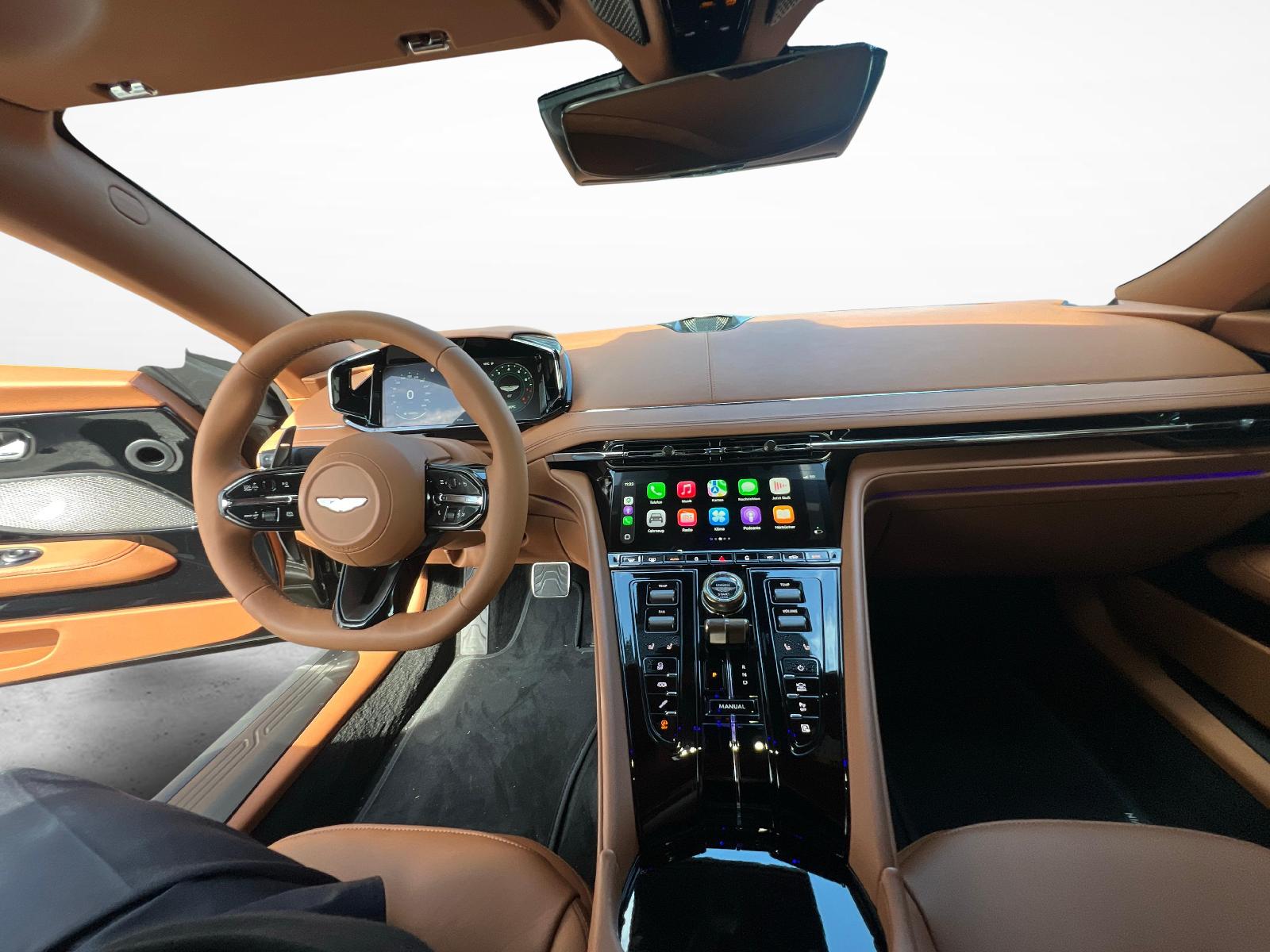 ASTON MARTIN DB12 Coupé 4.0 S V8 Bi-Turbo-image-8