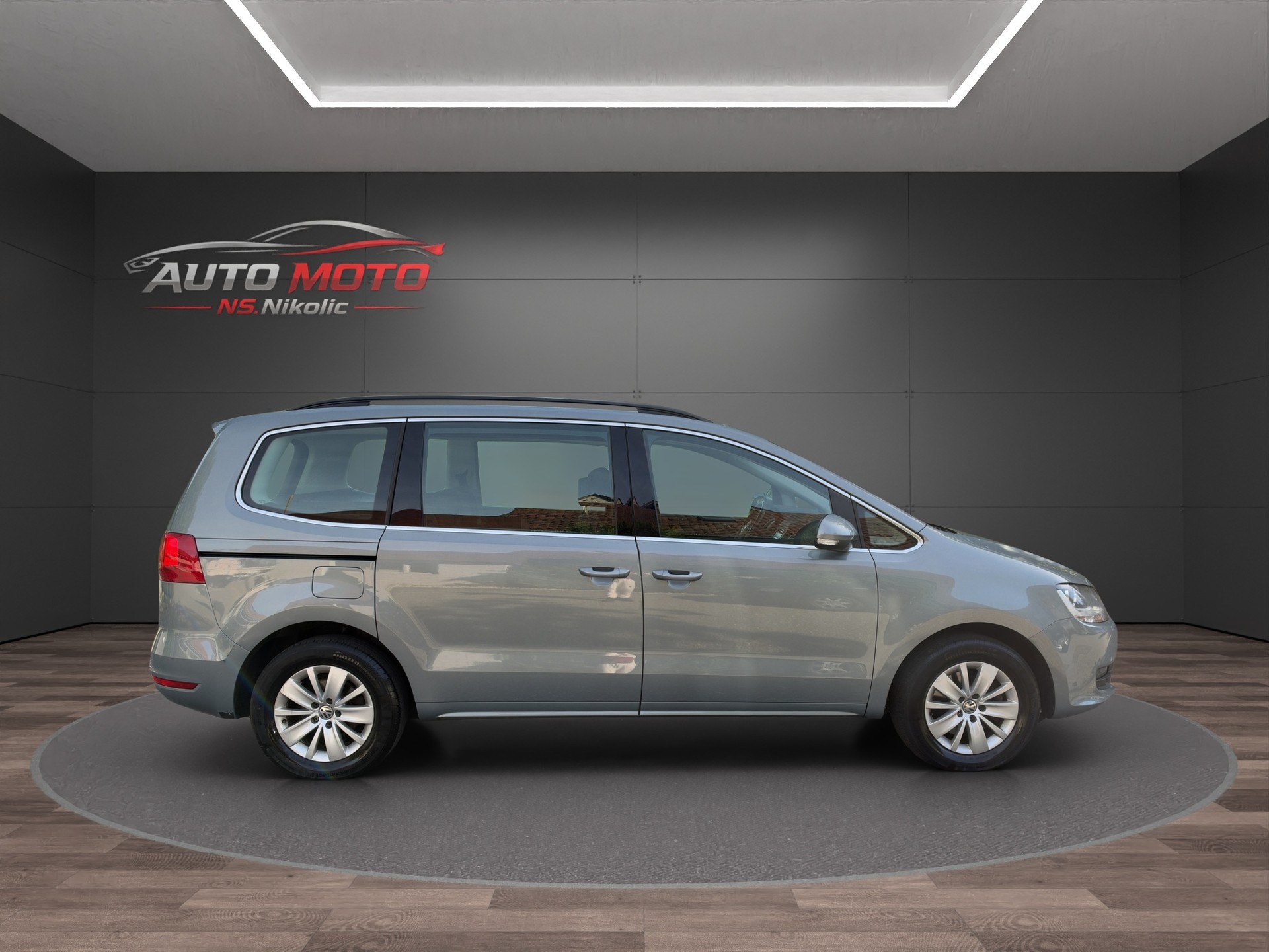 VW Sharan 2.0 TDI BMT Comfortline 4Motion-image-4