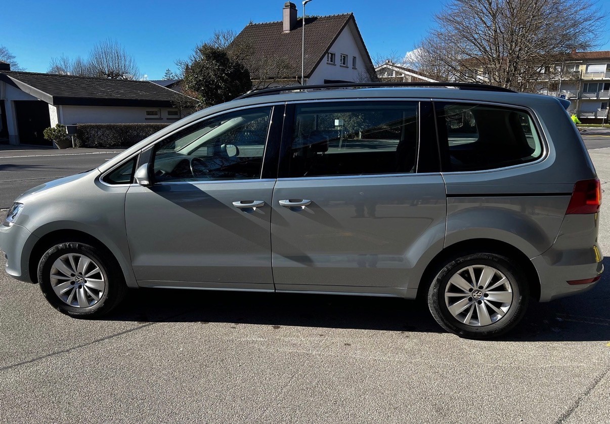 VW Sharan 2.0 TDI BMT Comfortline 4Motion-image-3