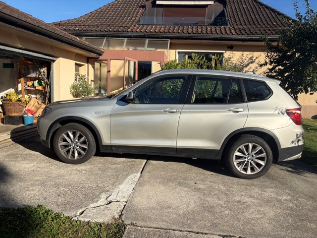BMW 30d xDrive-image-2