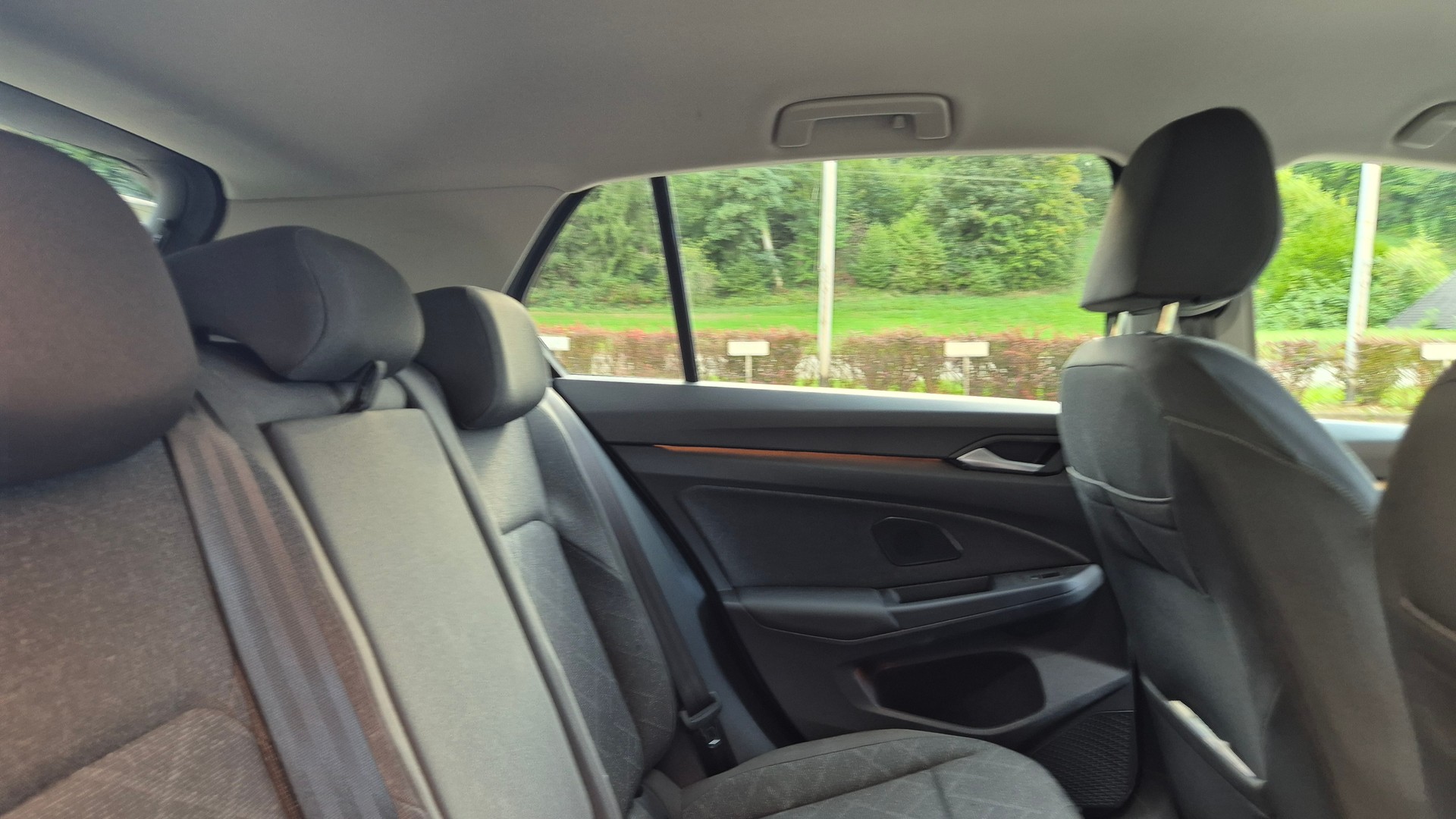 VW 1.5 eTSI Life DSG 1. Hand, *** 17 Monate VW-Garantie ***-image-4