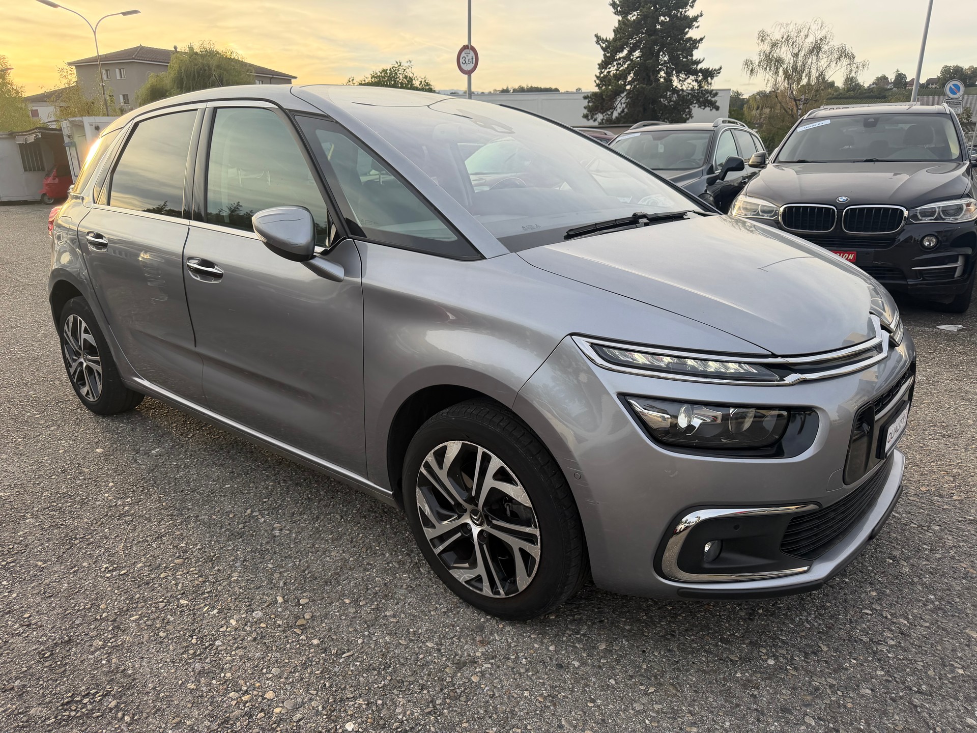 CITROEN C4 Picasso 1.6i 16V e-THP Exclusive Automatic-image-1