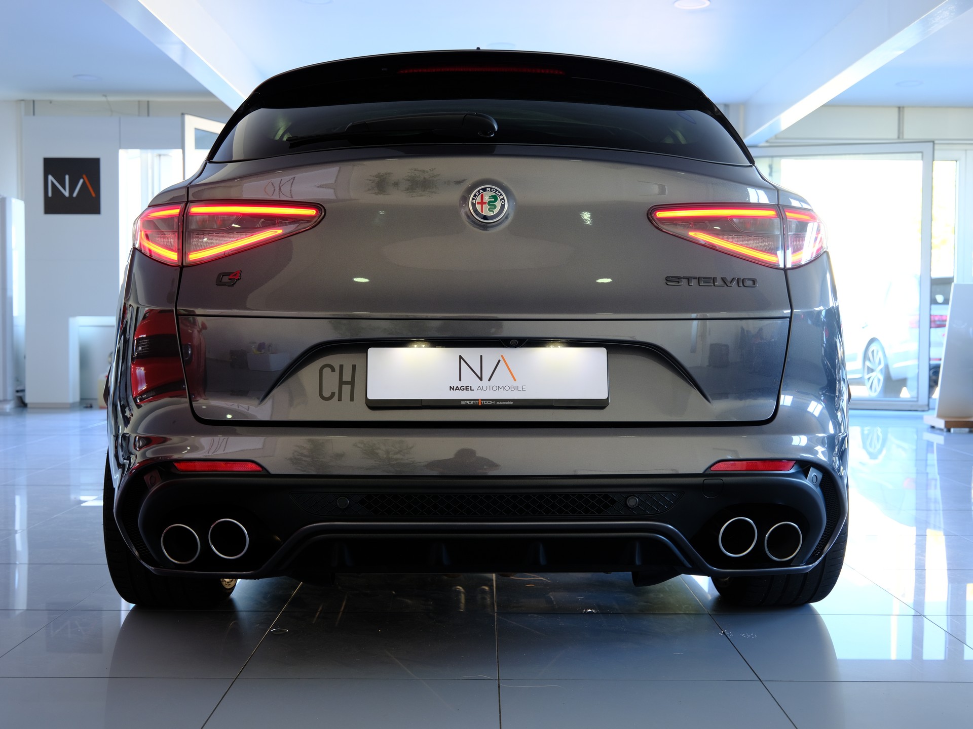 ALFA ROMEO Stelvio 2.9 V6 Quadrifoglio Q4 Automatic *SITZHEIZUNG* *RÜCKFAHRKAMERA*-image-6