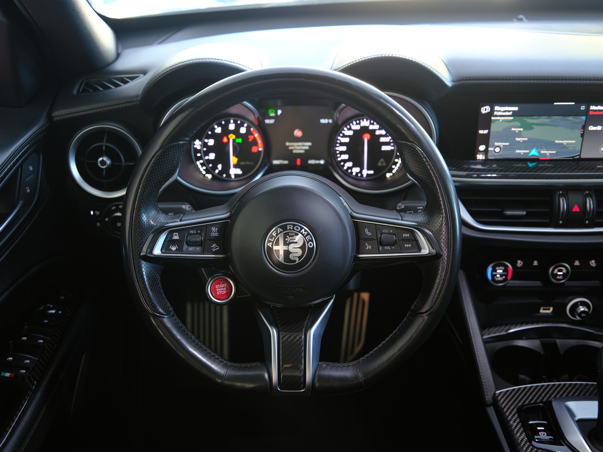 ALFA ROMEO Stelvio 2.9 V6 Quadrifoglio Q4 Automatic *SITZHEIZUNG* *RÜCKFAHRKAMERA*-image-21