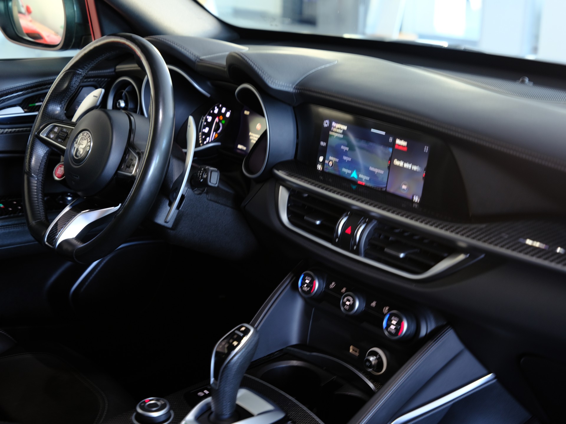 ALFA ROMEO Stelvio 2.9 V6 Quadrifoglio Q4 Automatic *SITZHEIZUNG* *RÜCKFAHRKAMERA*-image-14