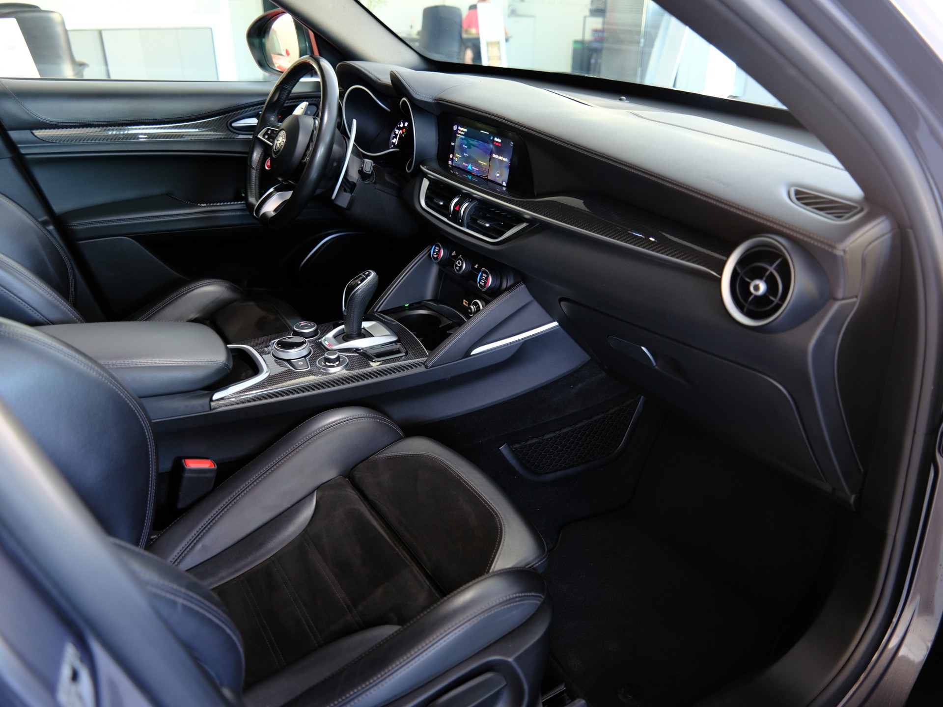 ALFA ROMEO Stelvio 2.9 V6 Quadrifoglio Q4 Automatic *SITZHEIZUNG* *RÜCKFAHRKAMERA*-image-15