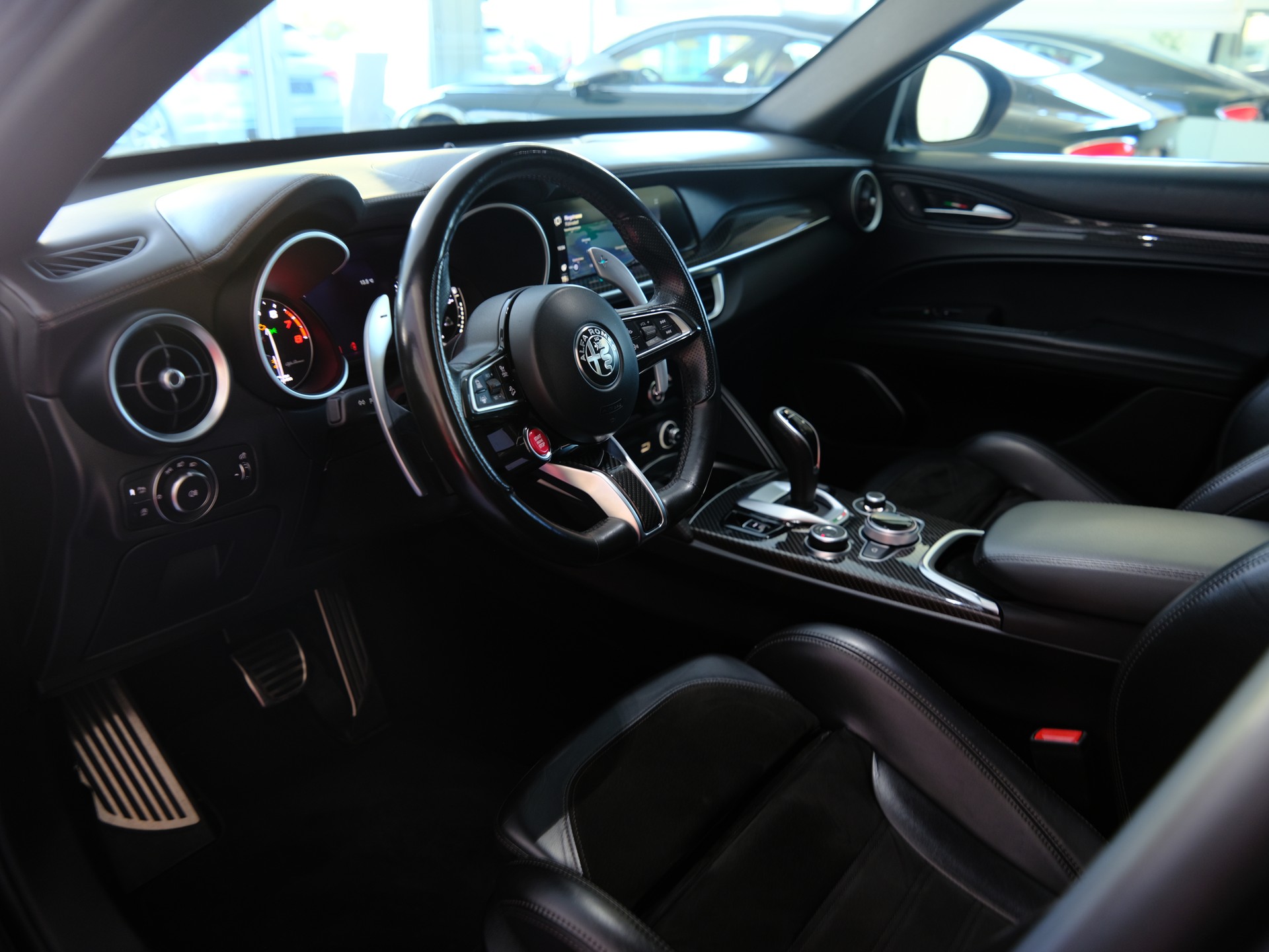 ALFA ROMEO Stelvio 2.9 V6 Quadrifoglio Q4 Automatic *SITZHEIZUNG* *RÜCKFAHRKAMERA*-image-18