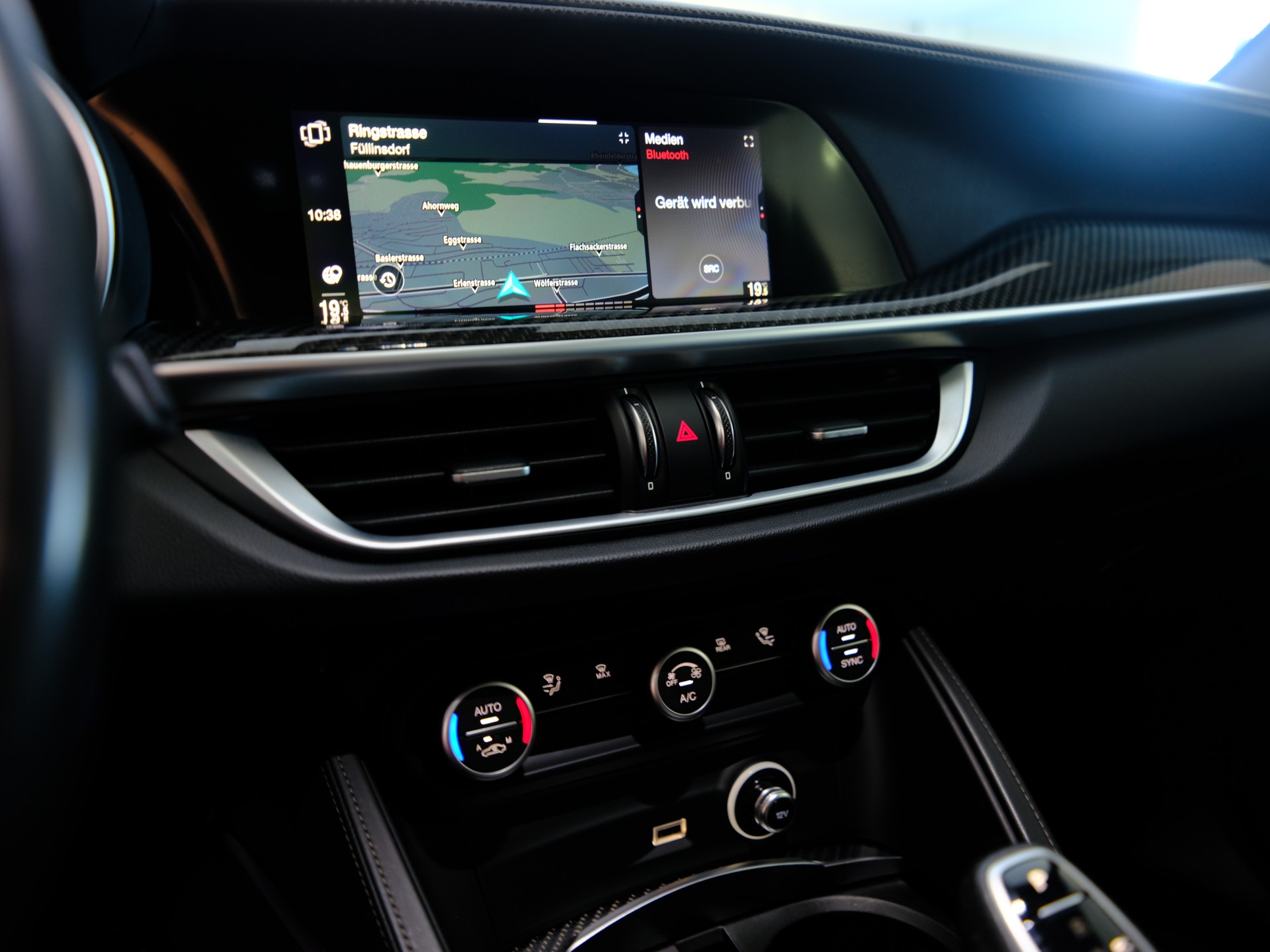 ALFA ROMEO Stelvio 2.9 V6 Quadrifoglio Q4 Automatic *SITZHEIZUNG* *RÜCKFAHRKAMERA*-image-22