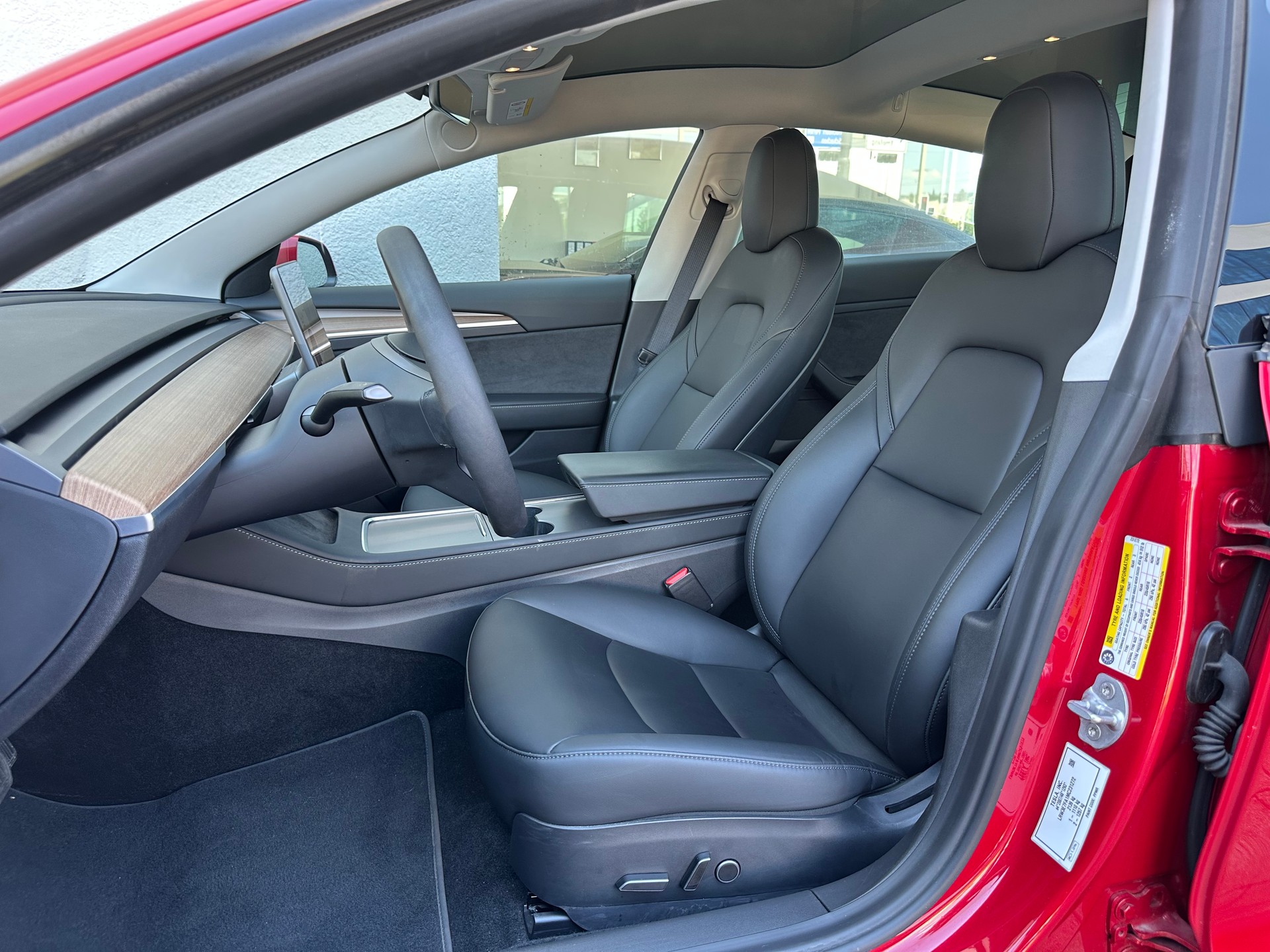 TESLA Tesla Model 3 Standard-Range Plus-image-7