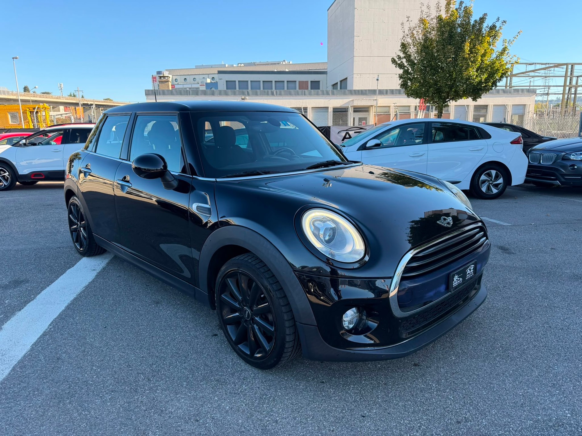 MINI Cooper Classic Edition Steptronic GARANTIE 2 ans 🇨🇭-image-7