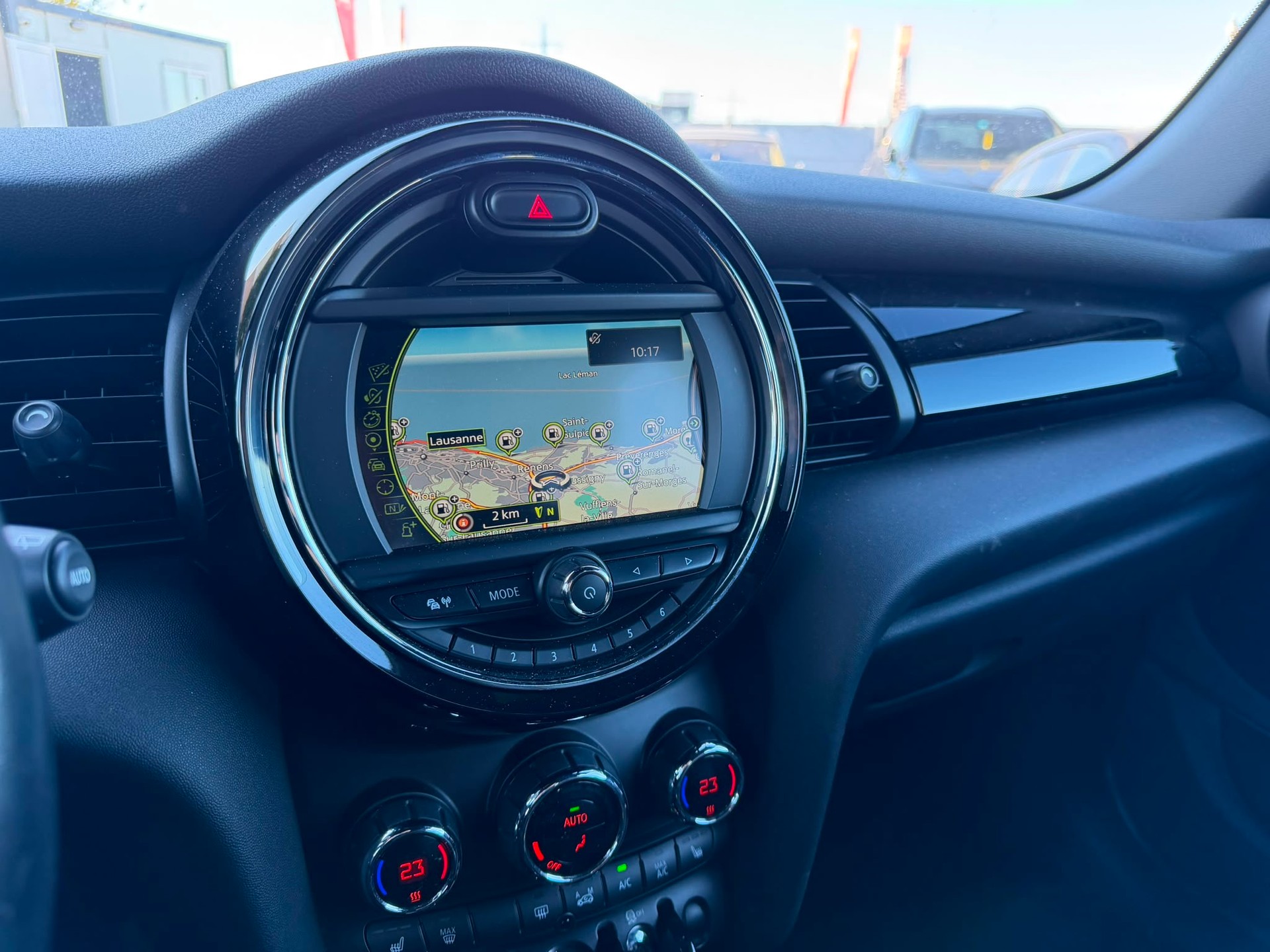MINI Cooper Classic Edition Steptronic GARANTIE 2 ans 🇨🇭-image-12