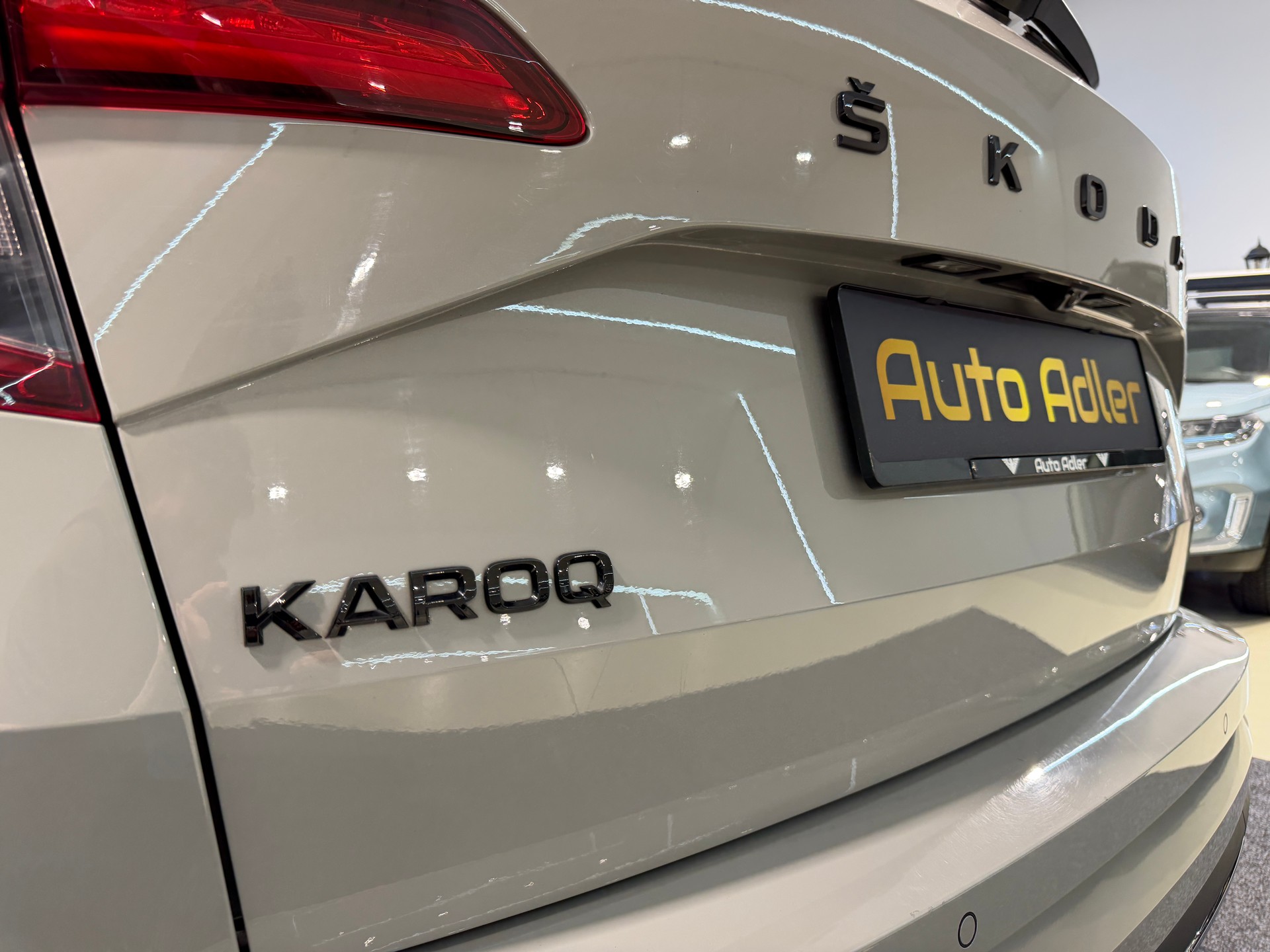 SKODA Karoq 1.5 TSI ACT SportLine DSG-image-10