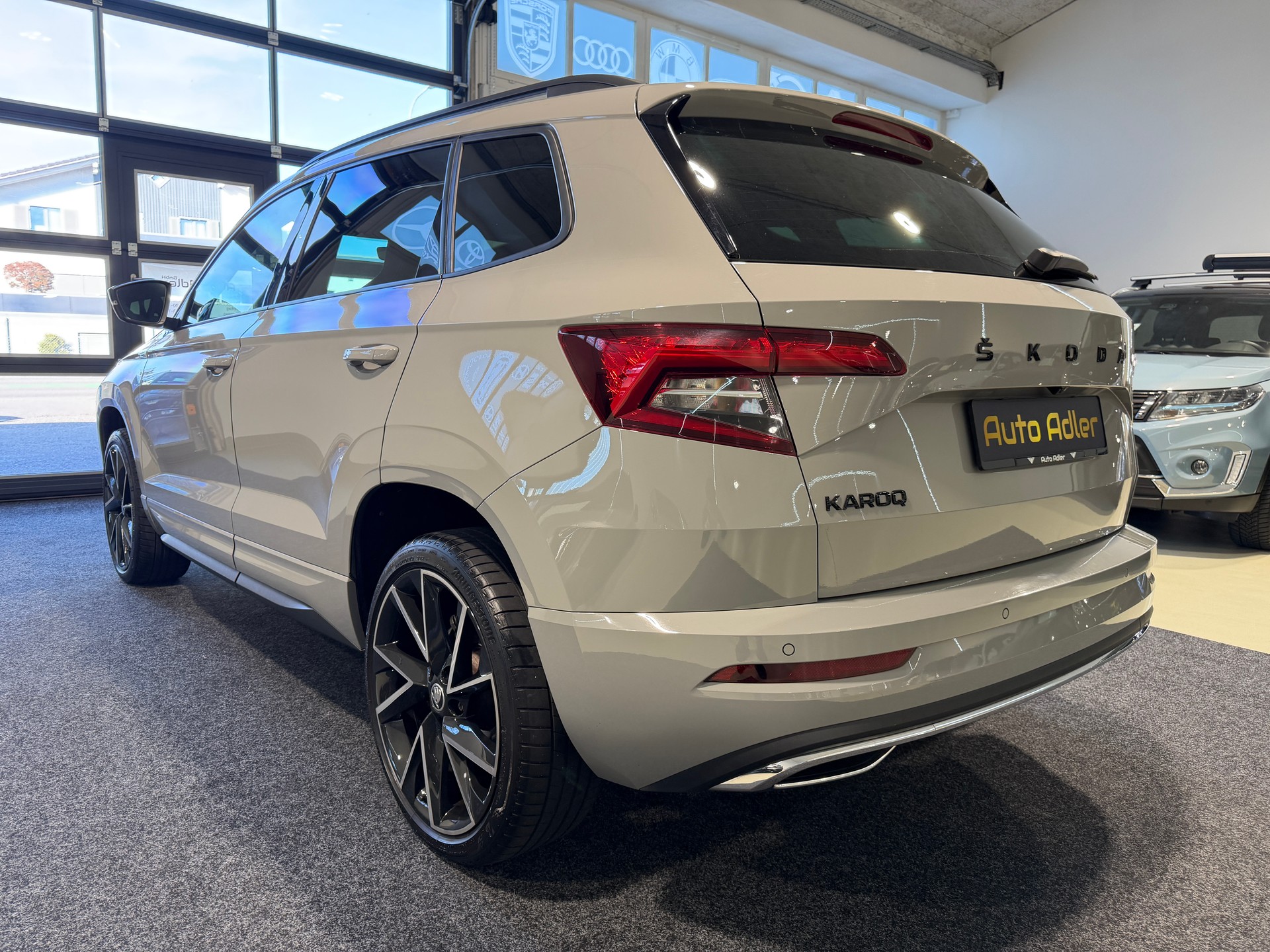 SKODA Karoq 1.5 TSI ACT SportLine DSG-image-4