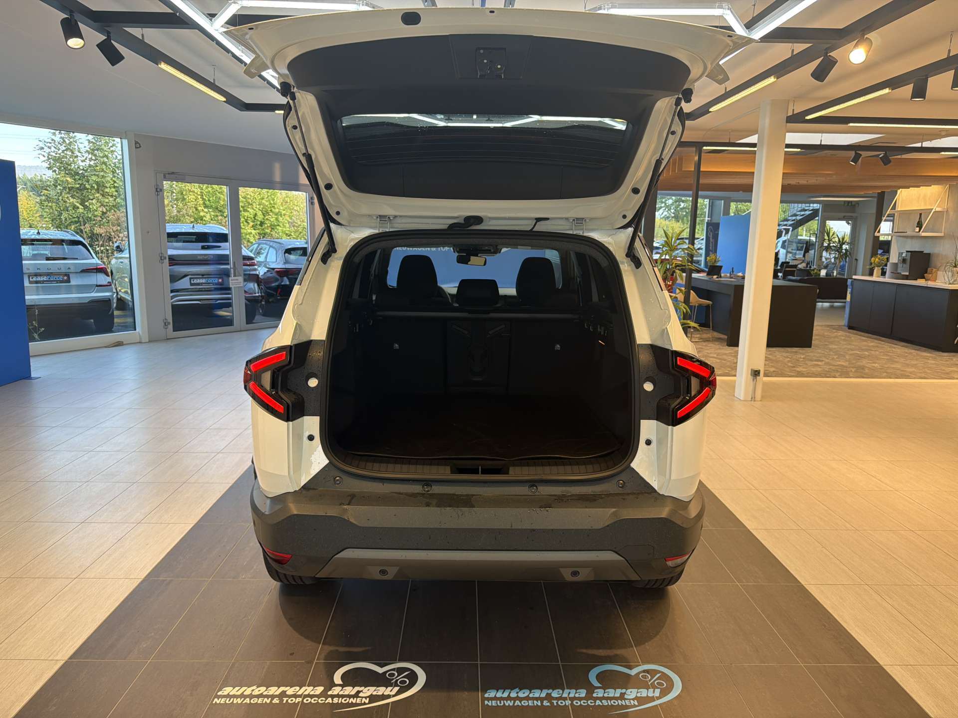 DACIA Bigster HEV 155 Extreme Automat-image-7
