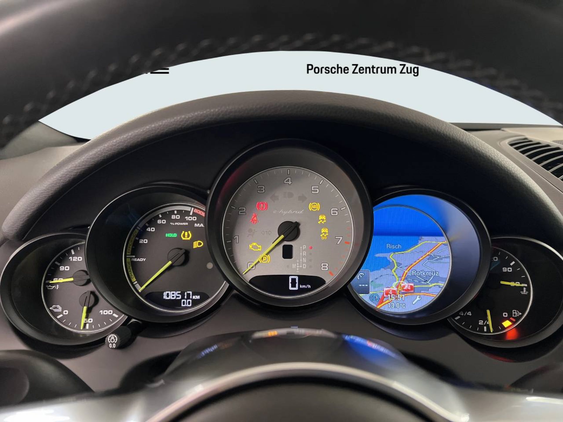 PORSCHE Cayenne S E-Hybrid-image-23