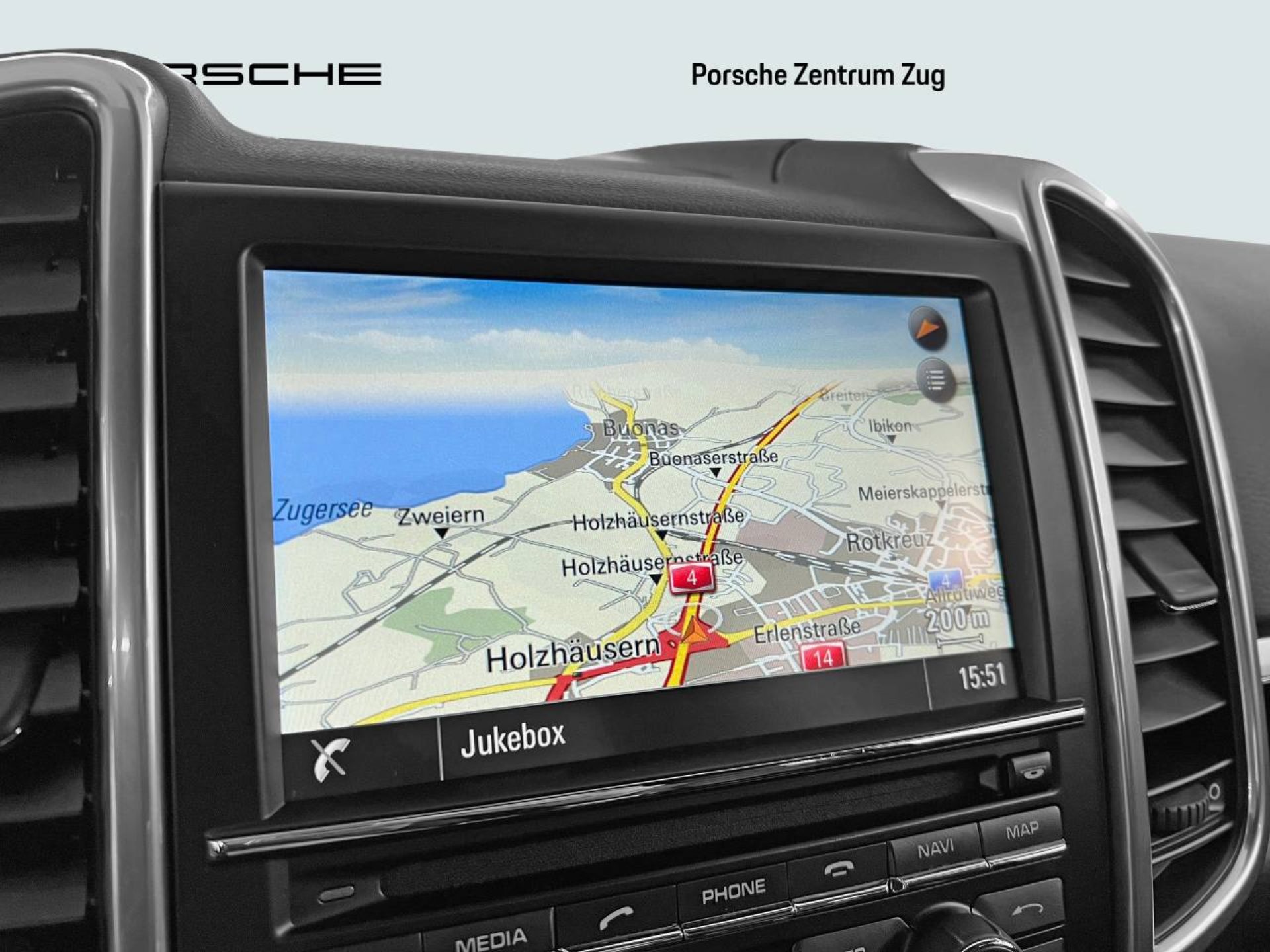 PORSCHE Cayenne S E-Hybrid-image-30