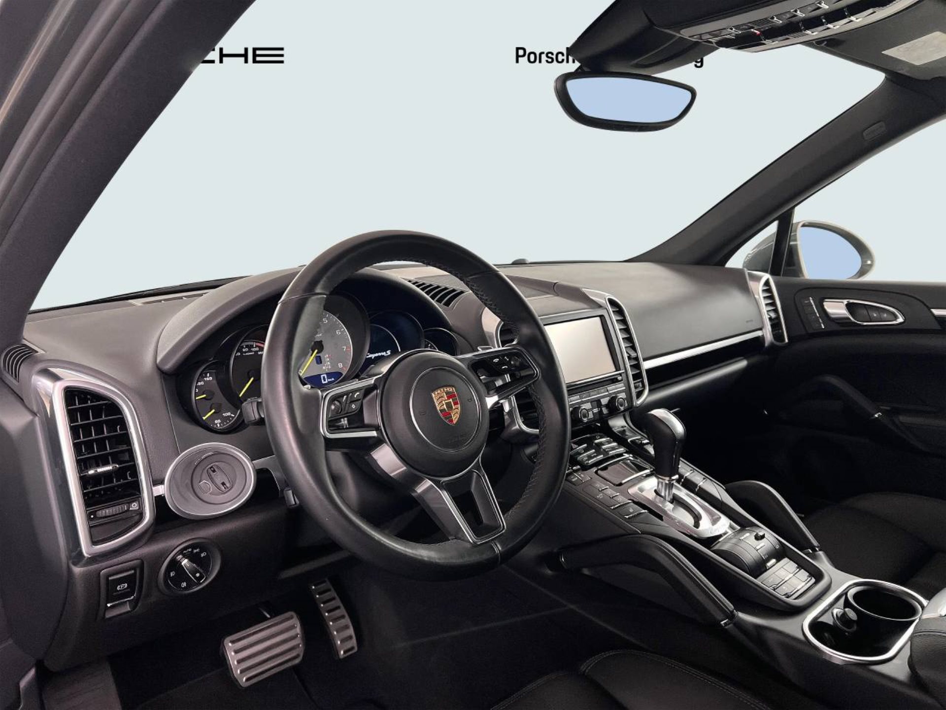 PORSCHE Cayenne S E-Hybrid-image-3