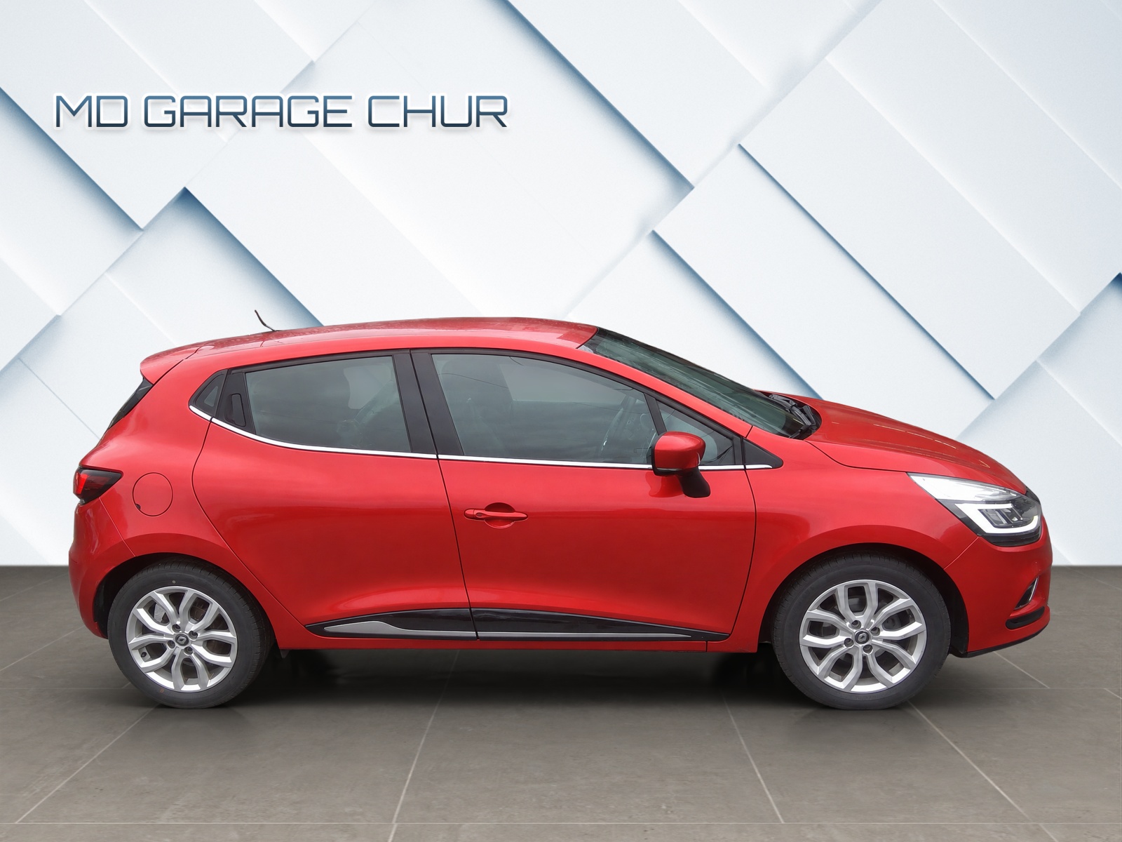 RENAULT Clio 1.2 16V T Intens-image-8