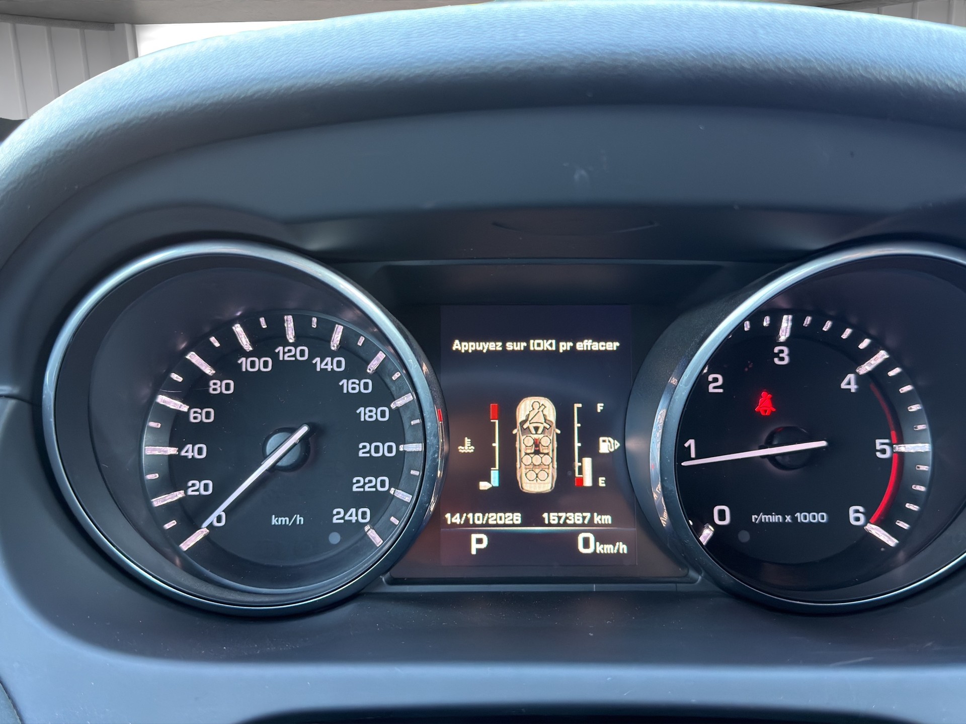 LAND ROVER Discovery Sport 2.0 TD4 HSE Luxury AT9-image-10