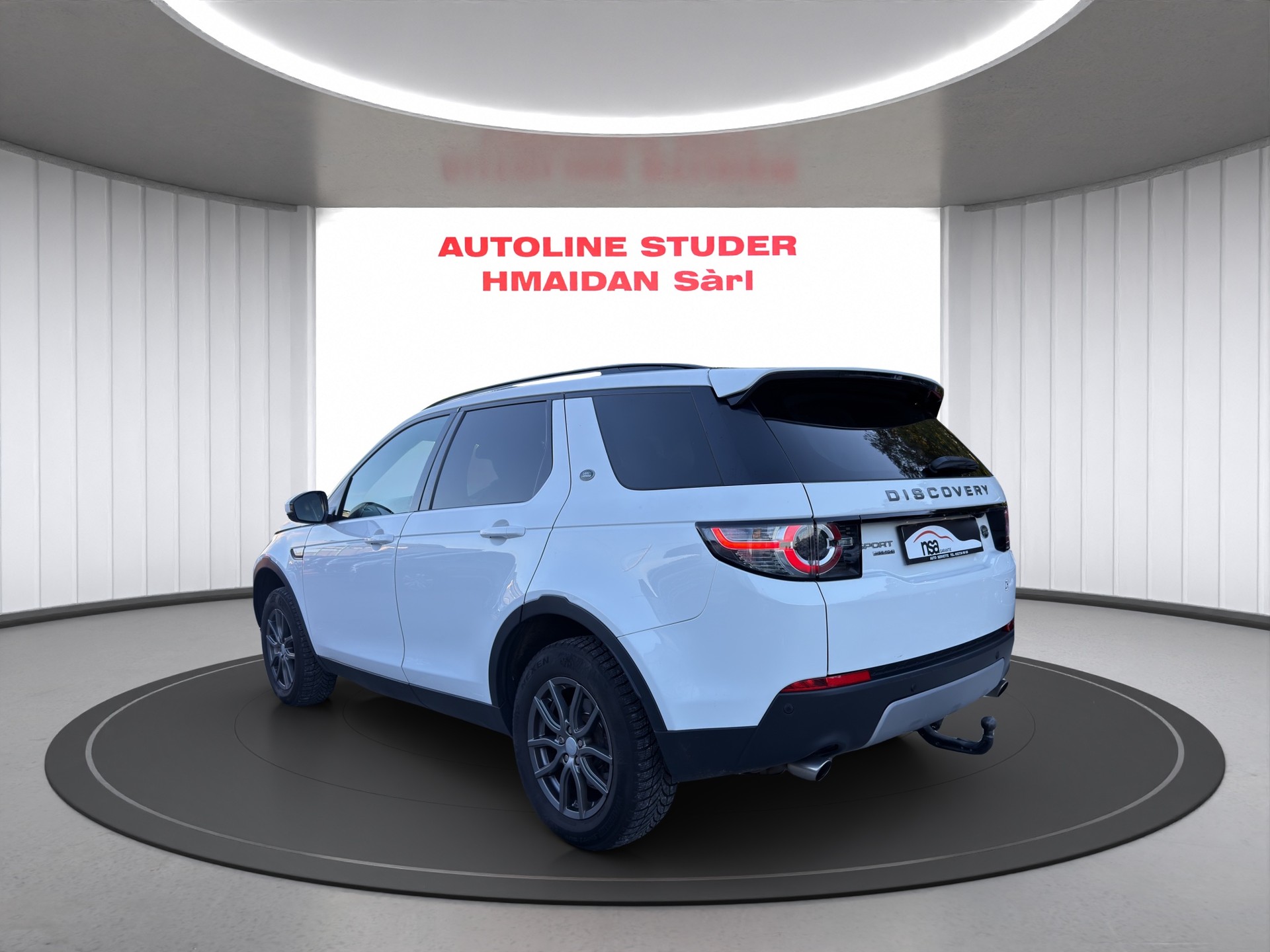 LAND ROVER Discovery Sport 2.0 TD4 HSE Luxury AT9-image-3