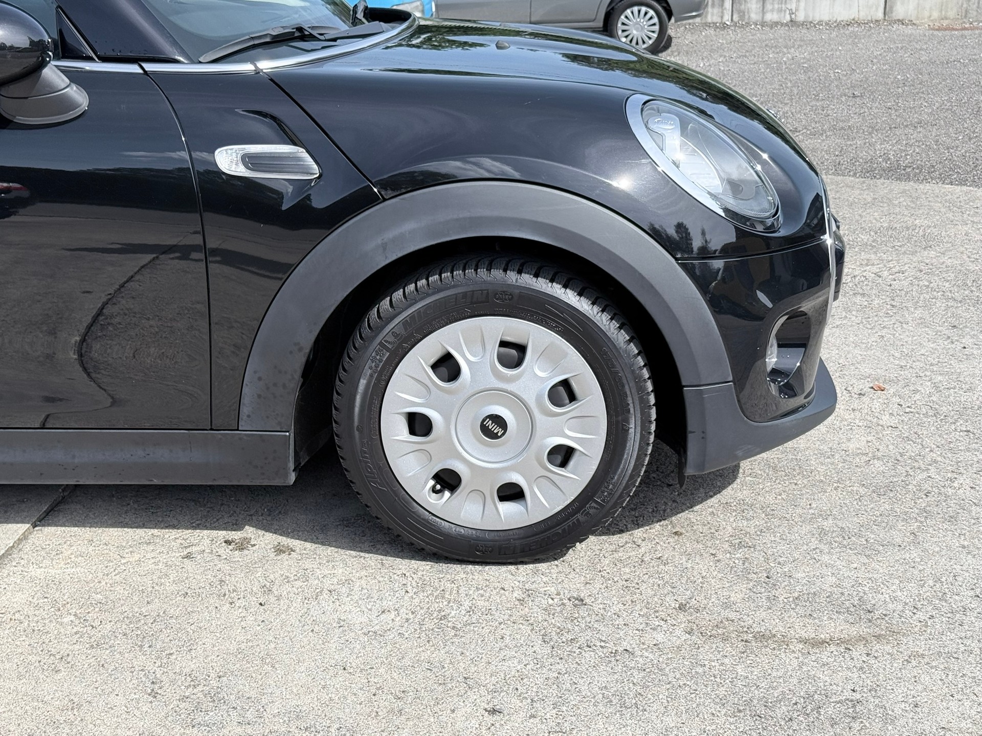 MINI Cooper-image-3