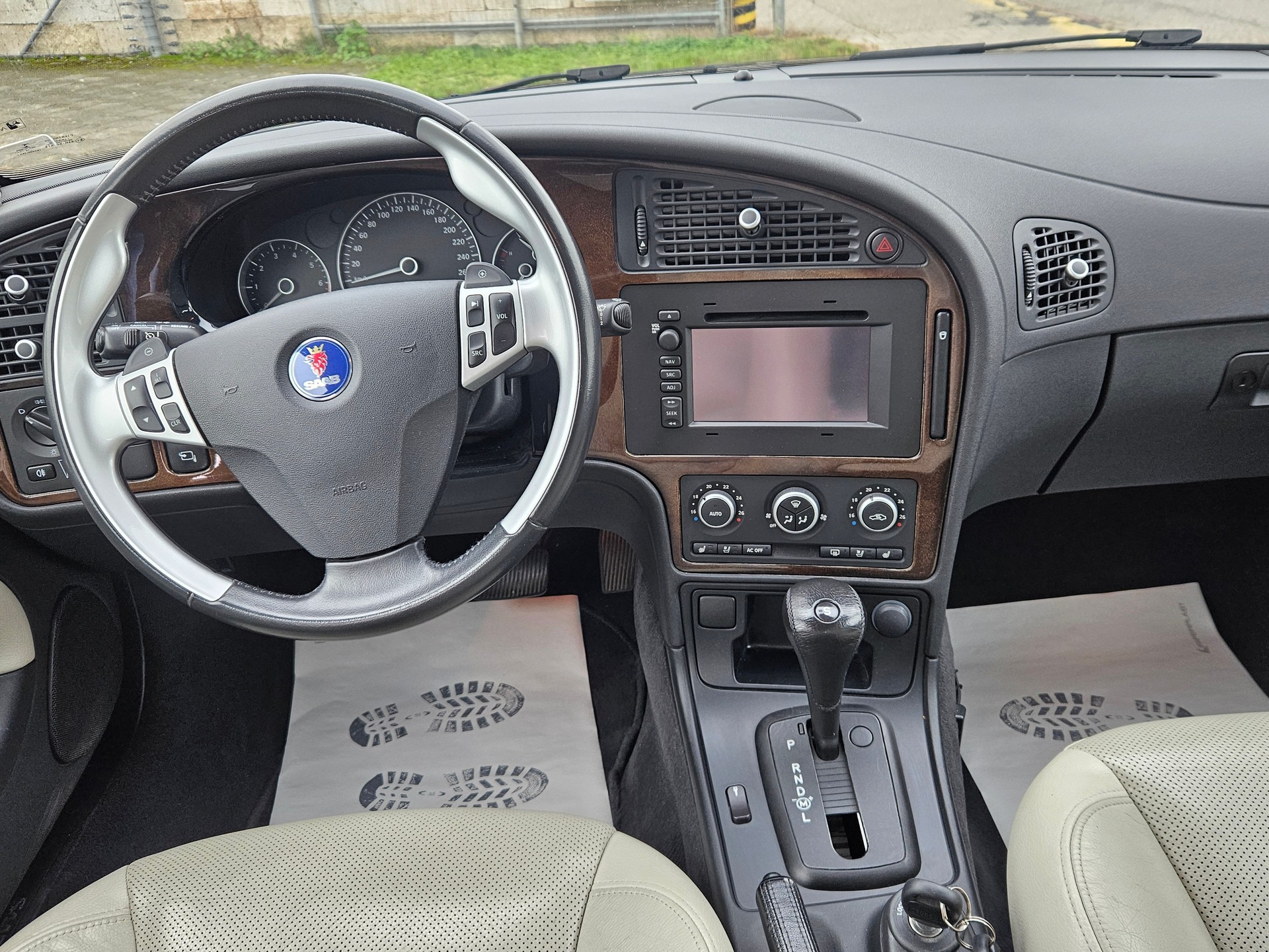 SAAB 9-5-image-10