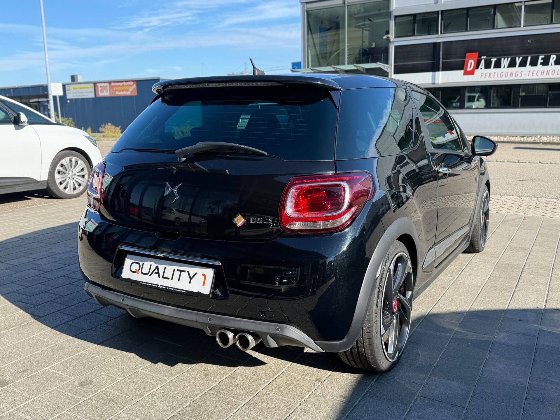 DS AUTOMOBILES DS 3 1.6 THP Performance Black Spezial-image-7