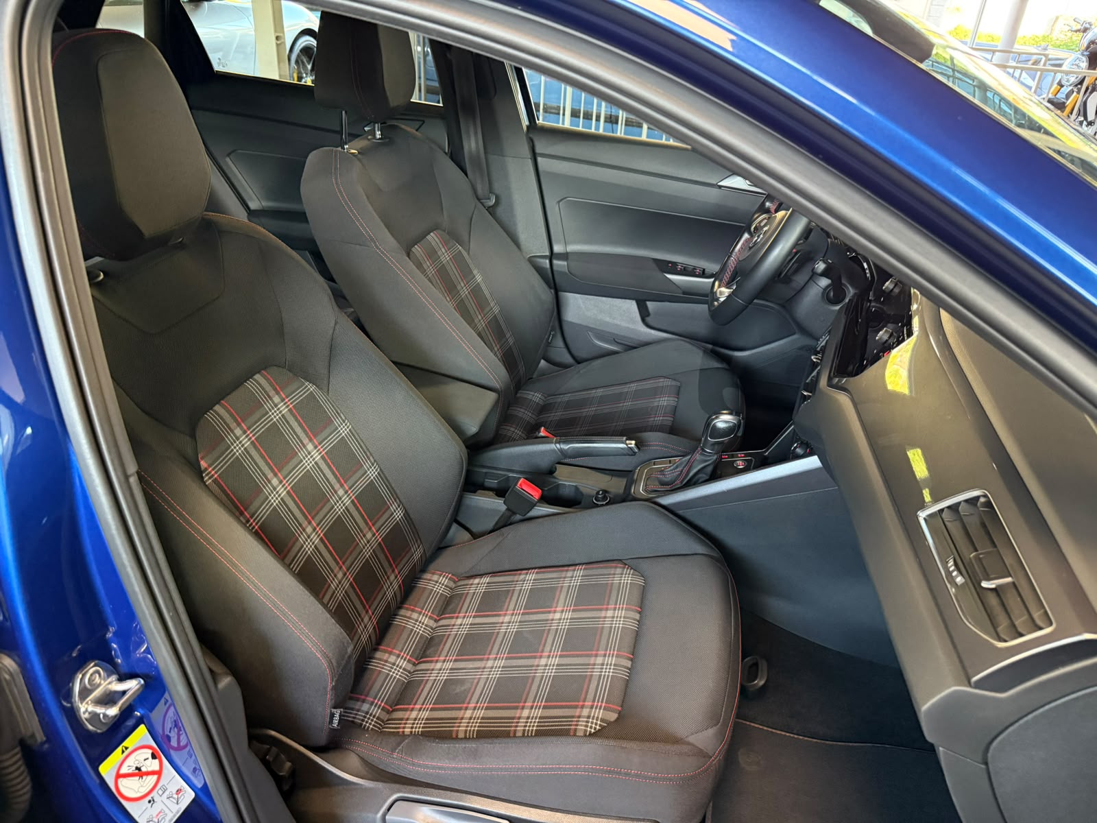 VW Polo 2.0 TSI GTI DSG-image-24