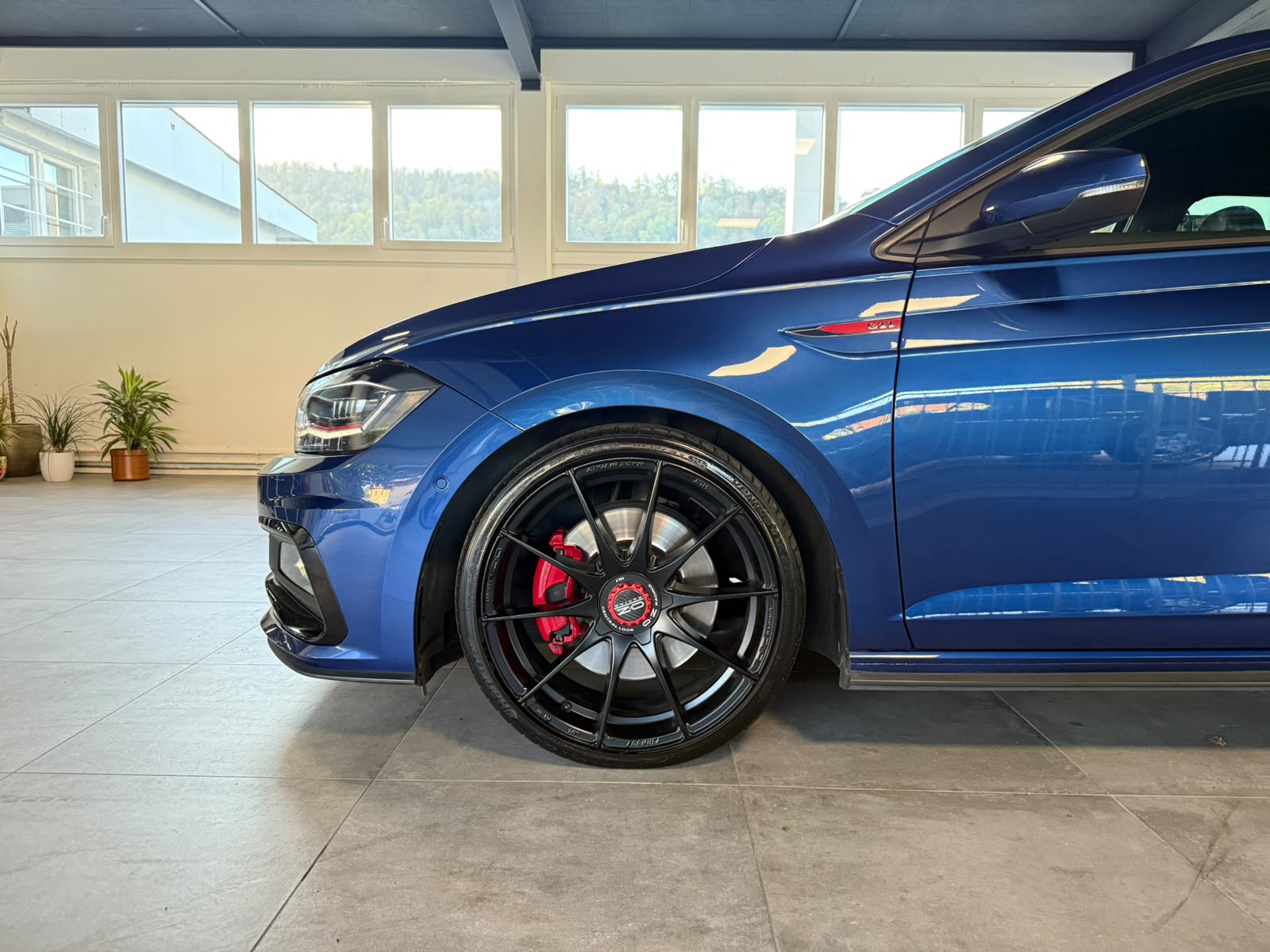 VW Polo 2.0 TSI GTI DSG-image-14
