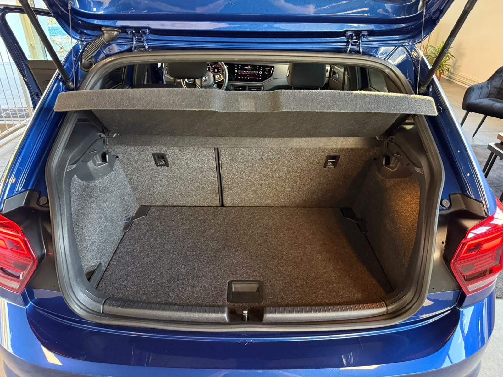 VW Polo 2.0 TSI GTI DSG-image-8