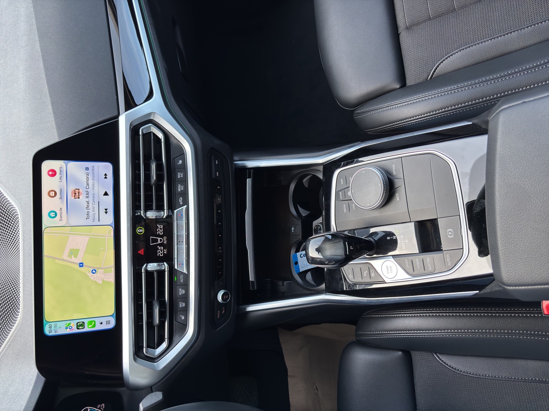 BMW 330e Steptronic Sport Line-image-12