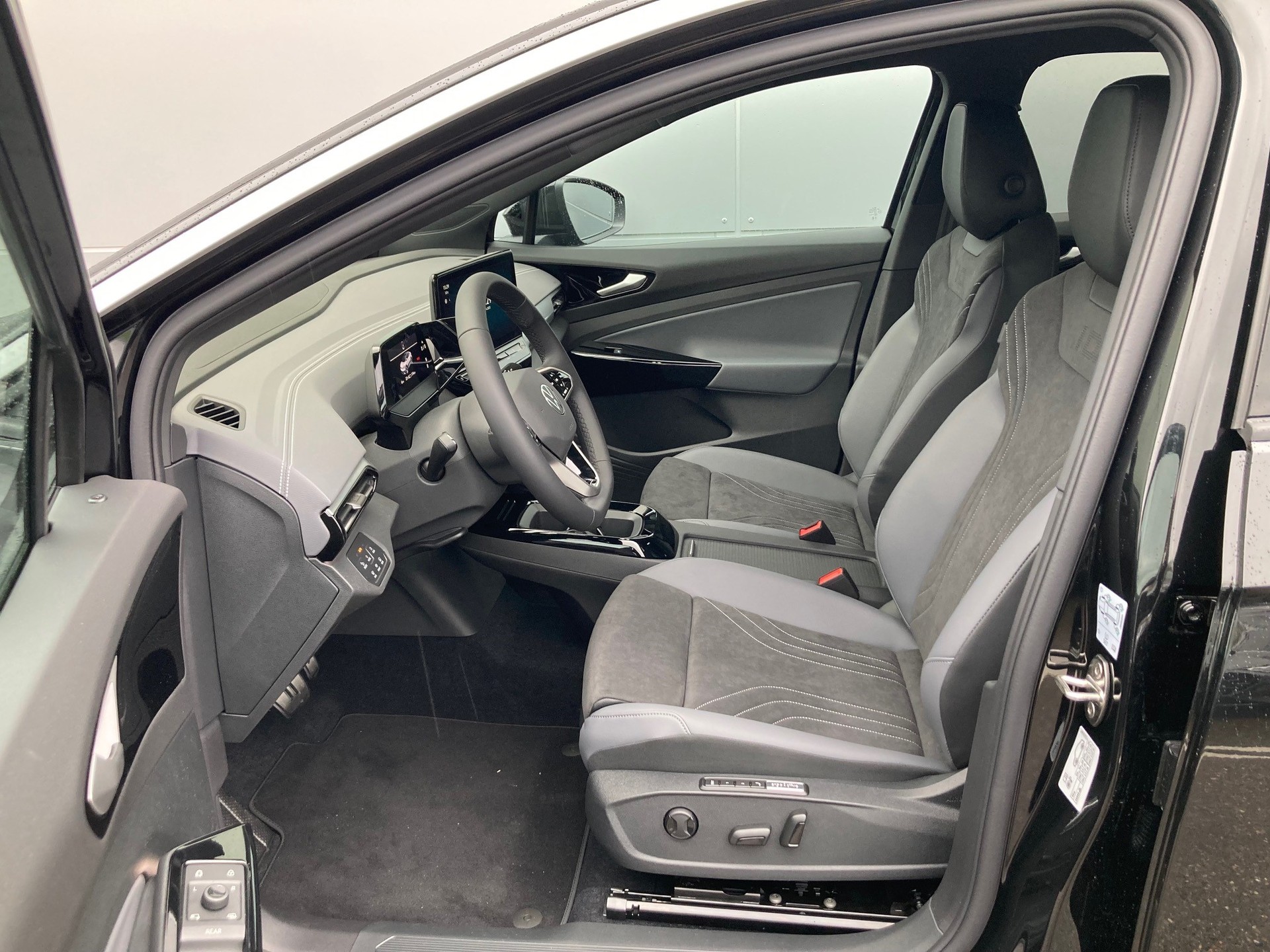 VW ID.5 Pro Performance 77 kWh-image-7